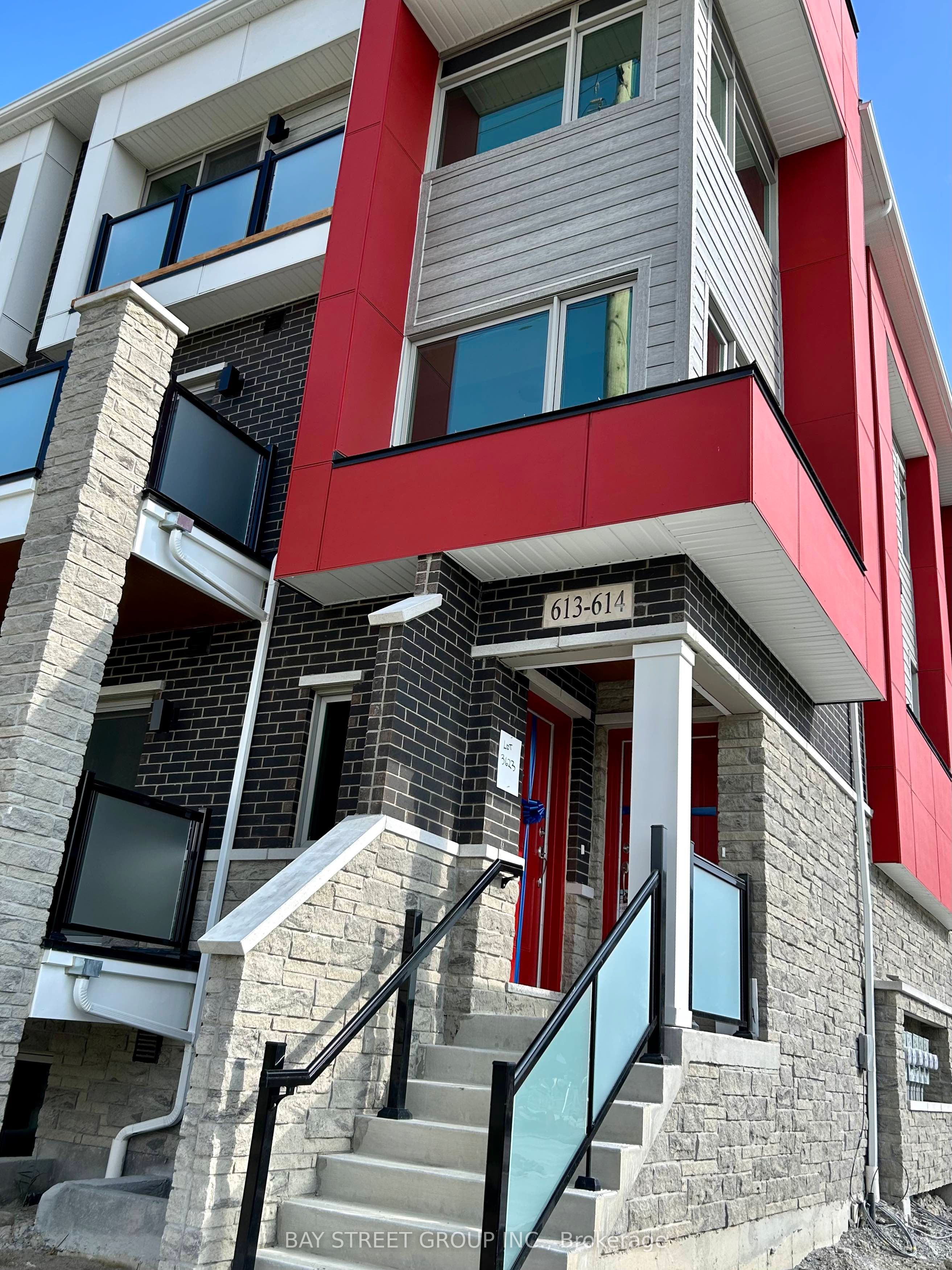Unit 614 - 1034 Reflection Place, Pickering 1