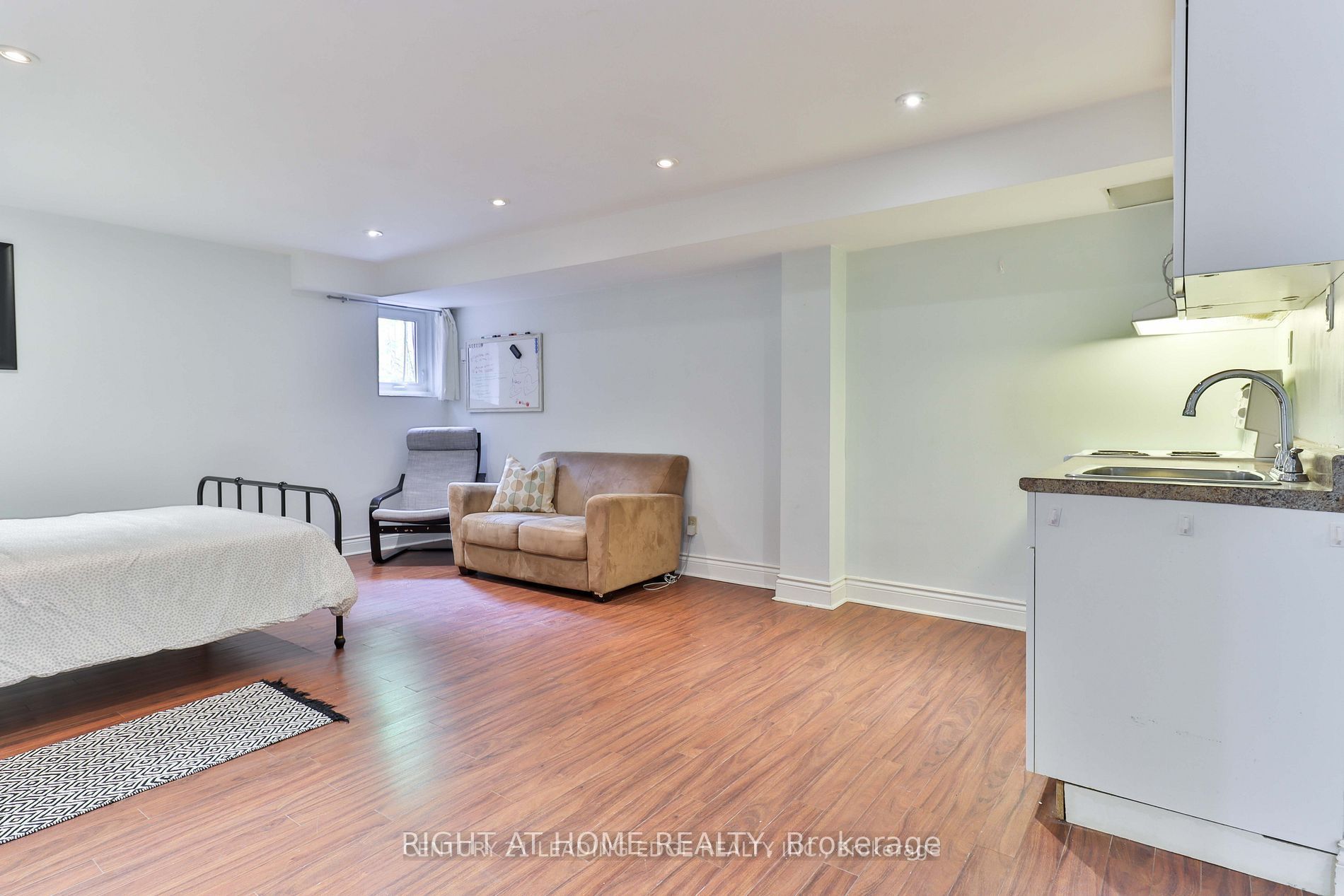 Unit Bsmt - 143 Gamble Avenue, Toronto 3