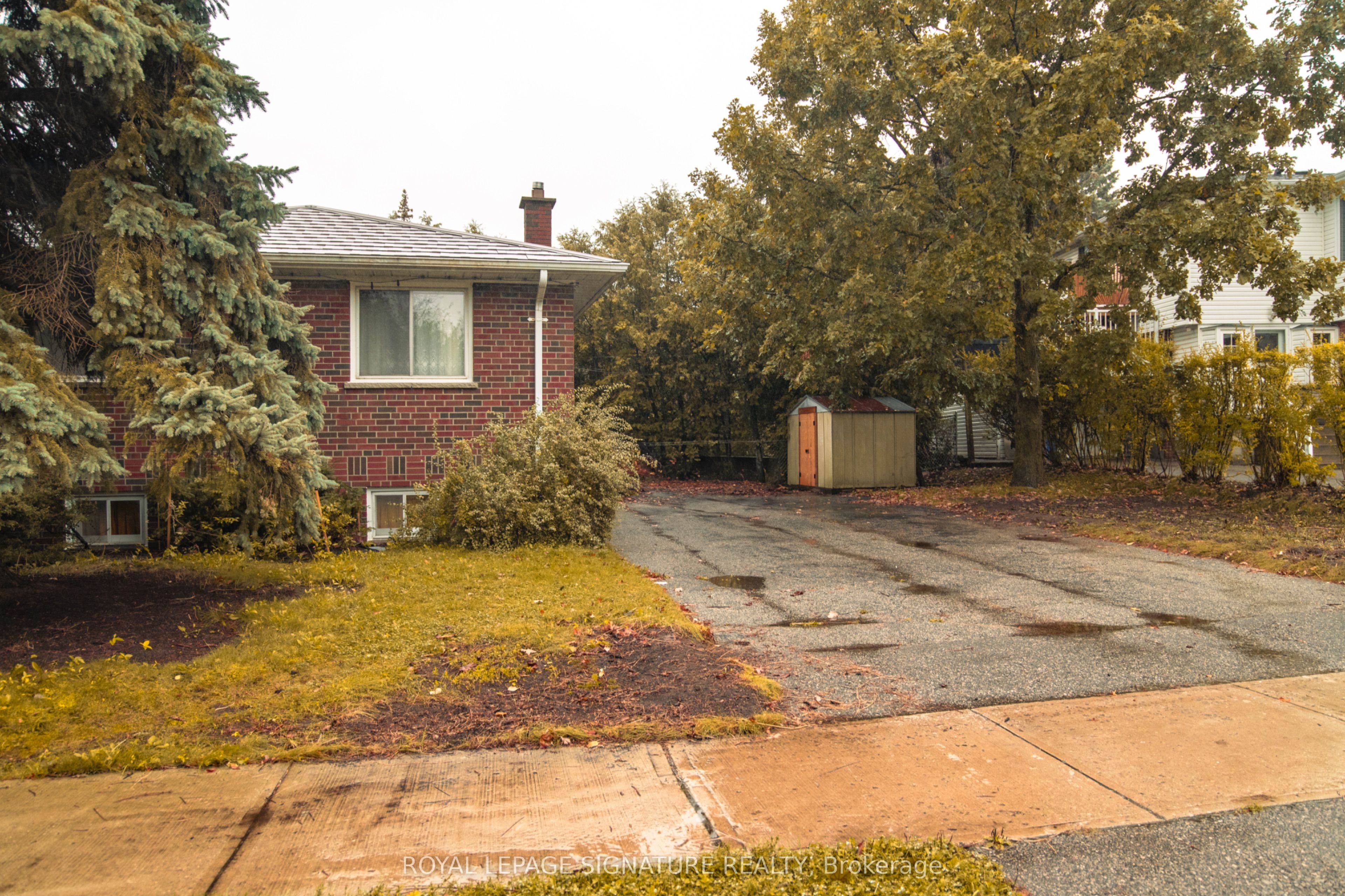 2 Brantwood Drive, Scarborough 4