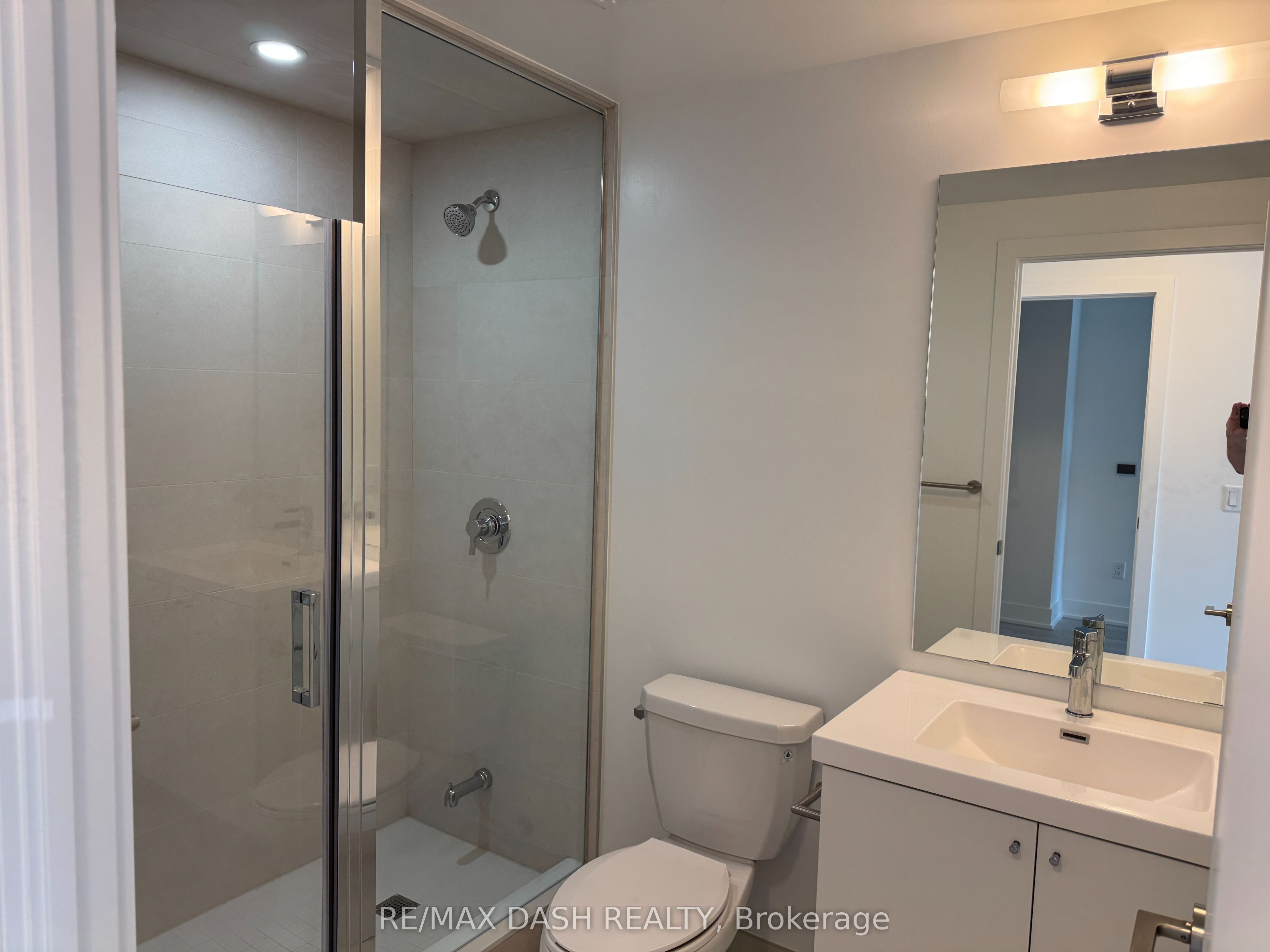 Unit 824 - 2545 Simcoe Street N, Oshawa 3