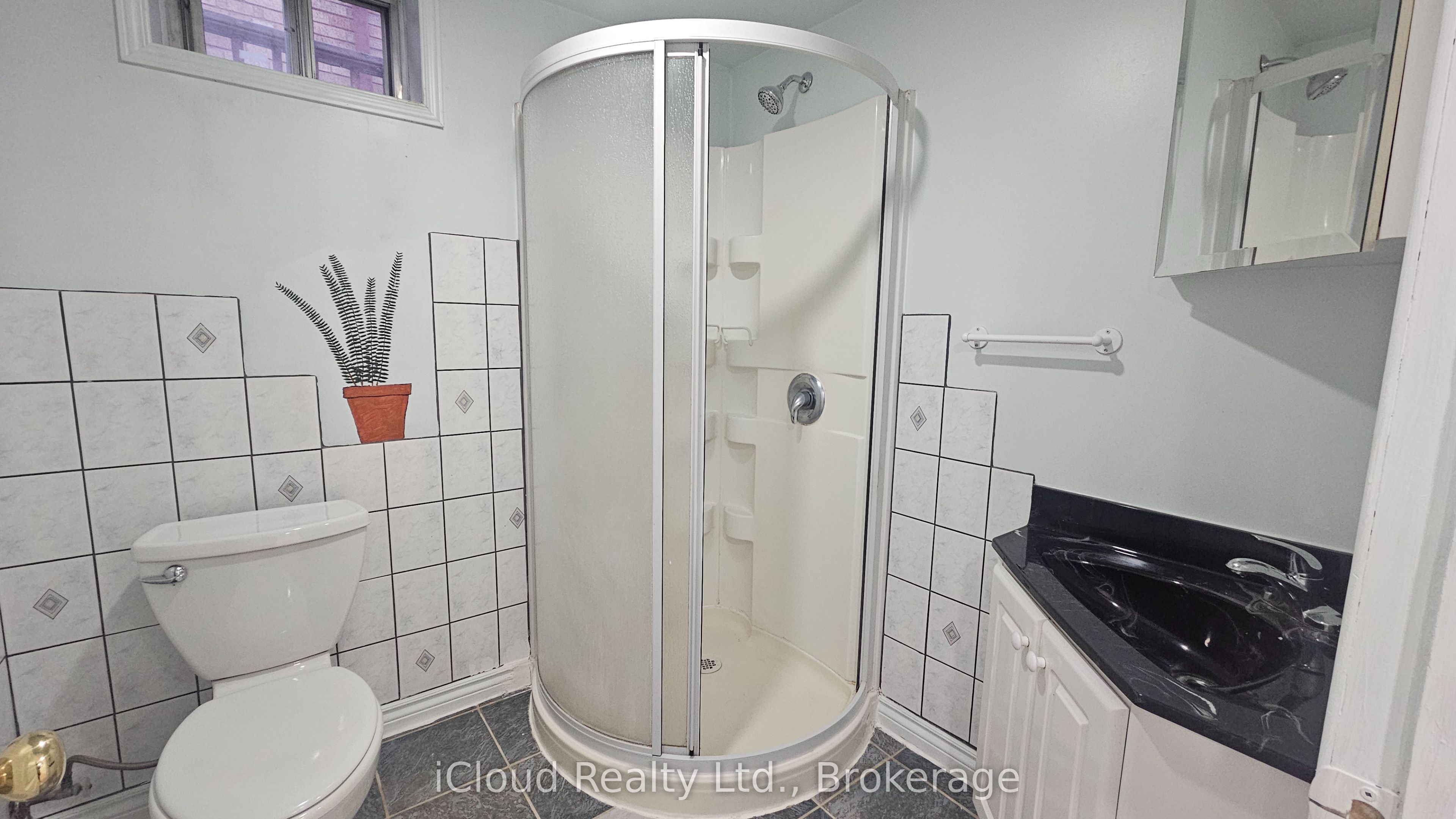 Unit Basement - 32 Frey Crescent, Scarborough 5
