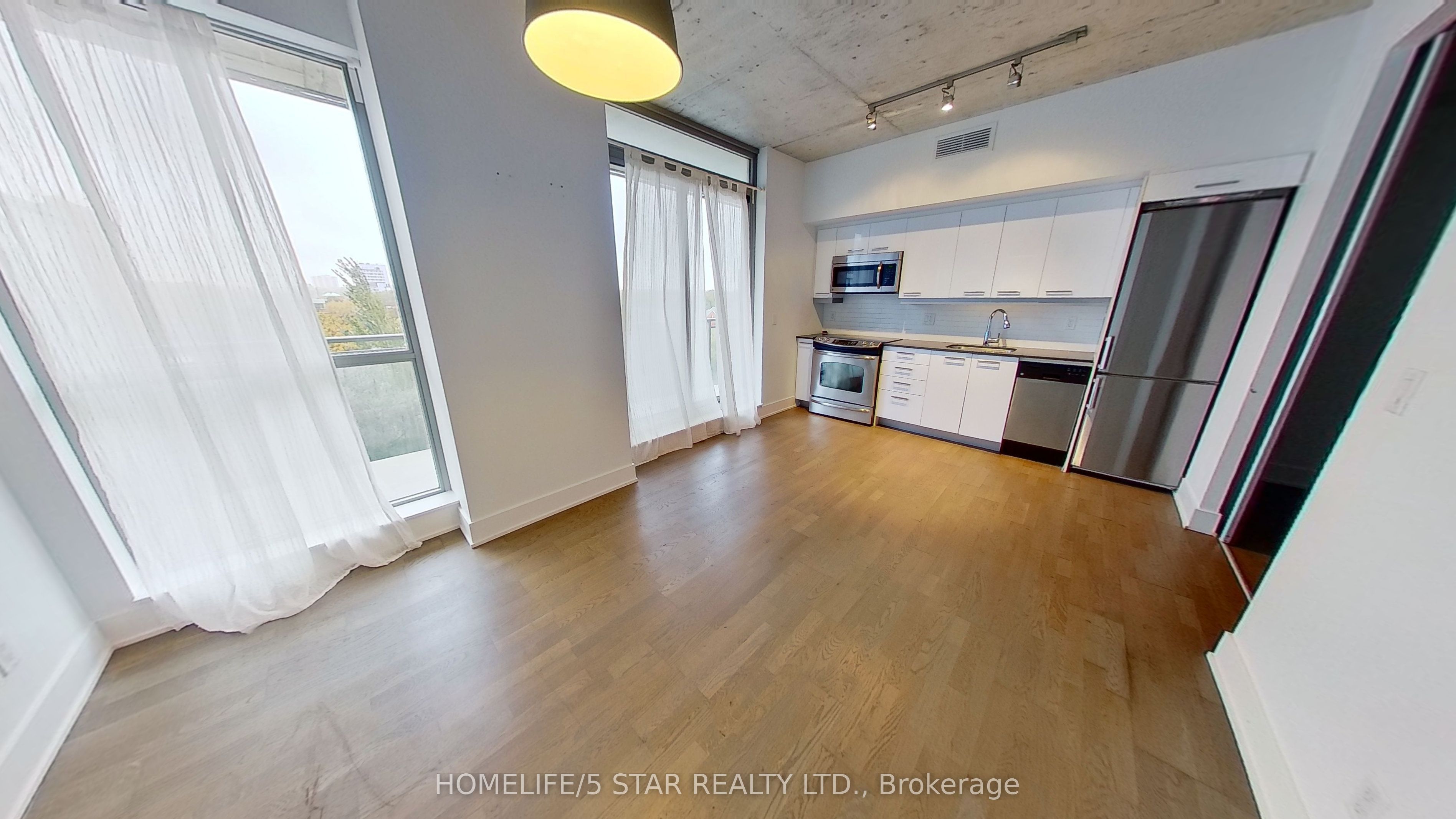 Unit 603 - 630 Queen Street E, Toronto 4