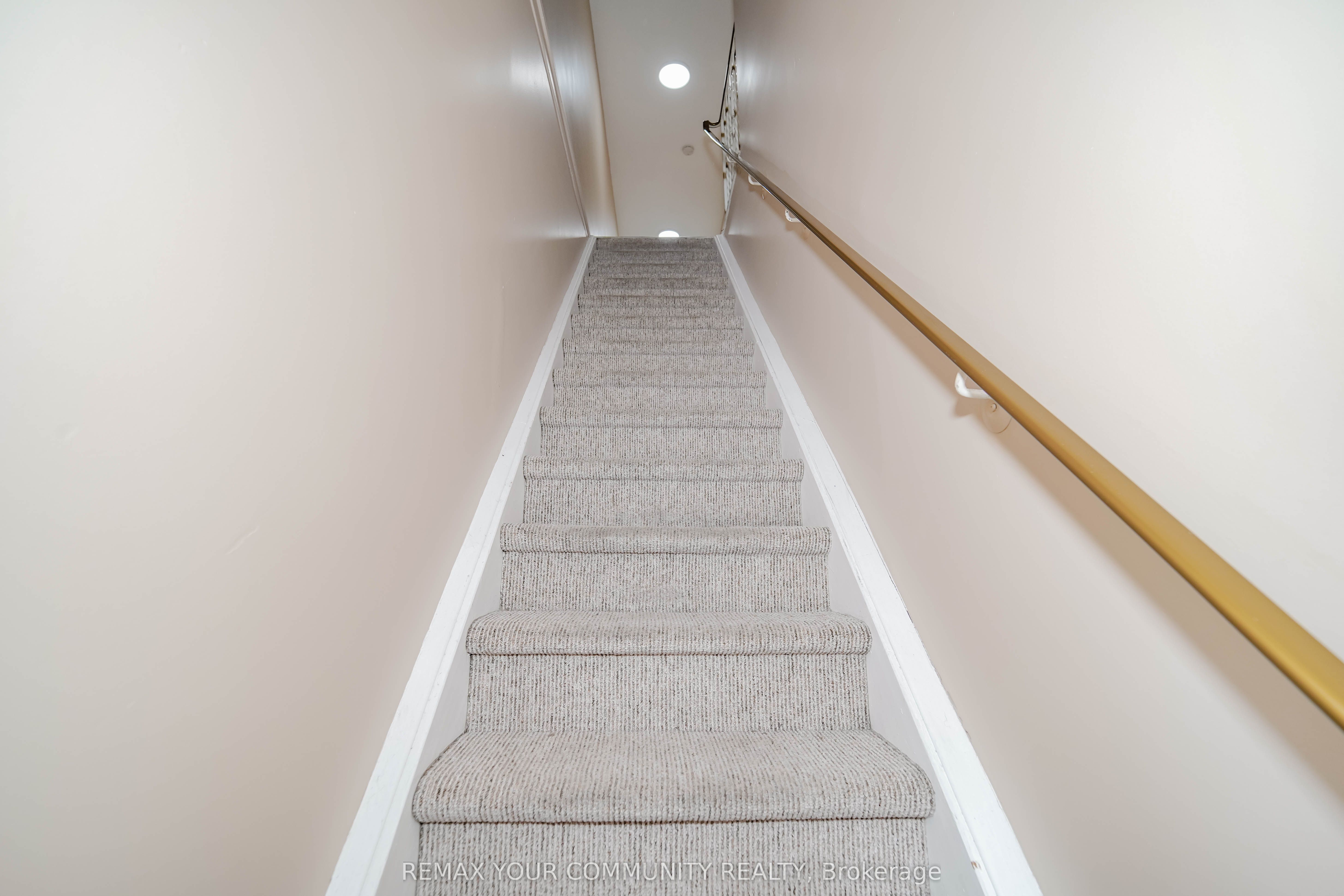 Unit Room 1 - 1378 Danforth Avenue, Toronto 4