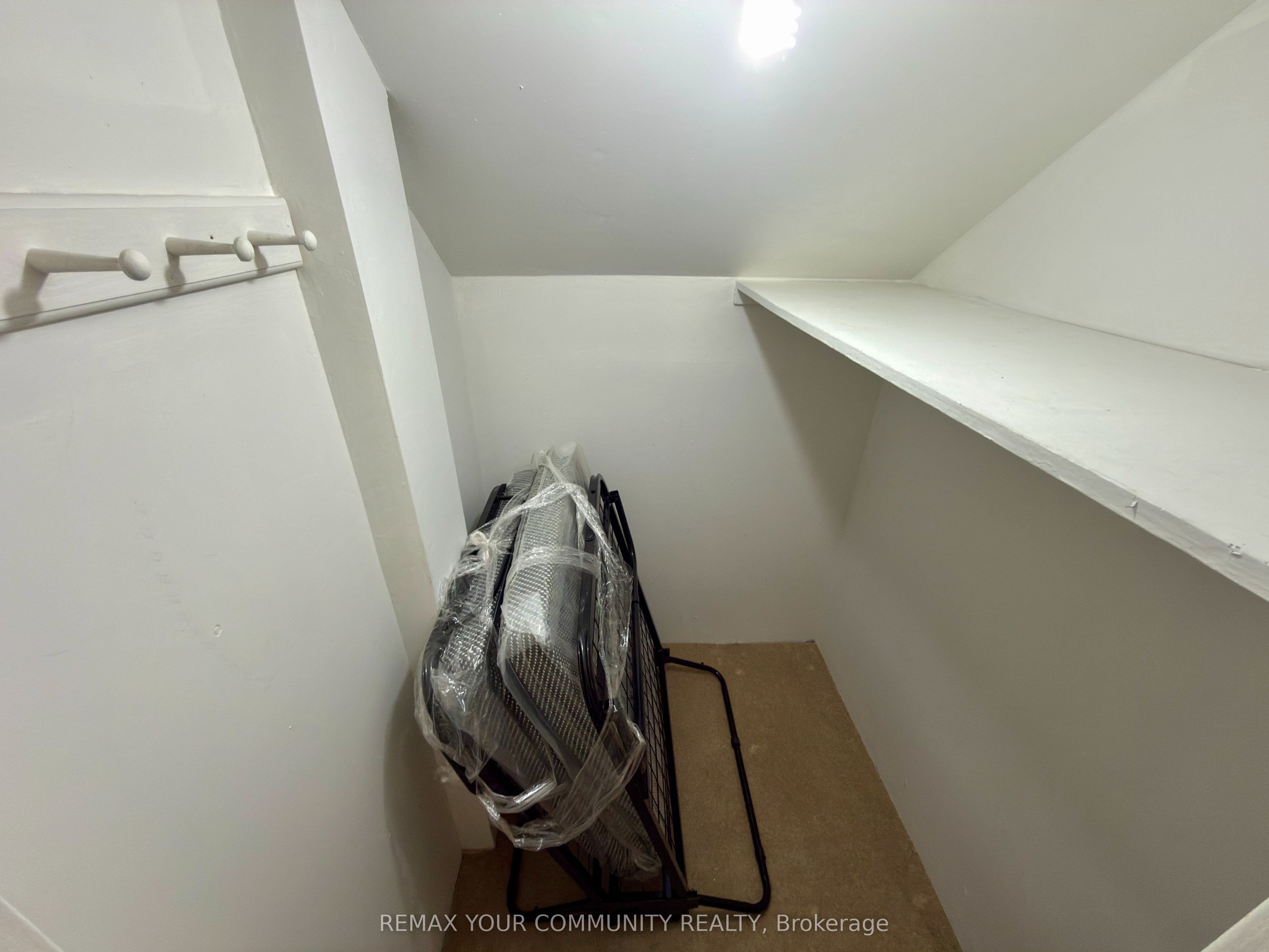 Unit Lower Room 2 - 86 Lesmount Avenue, Toronto 4