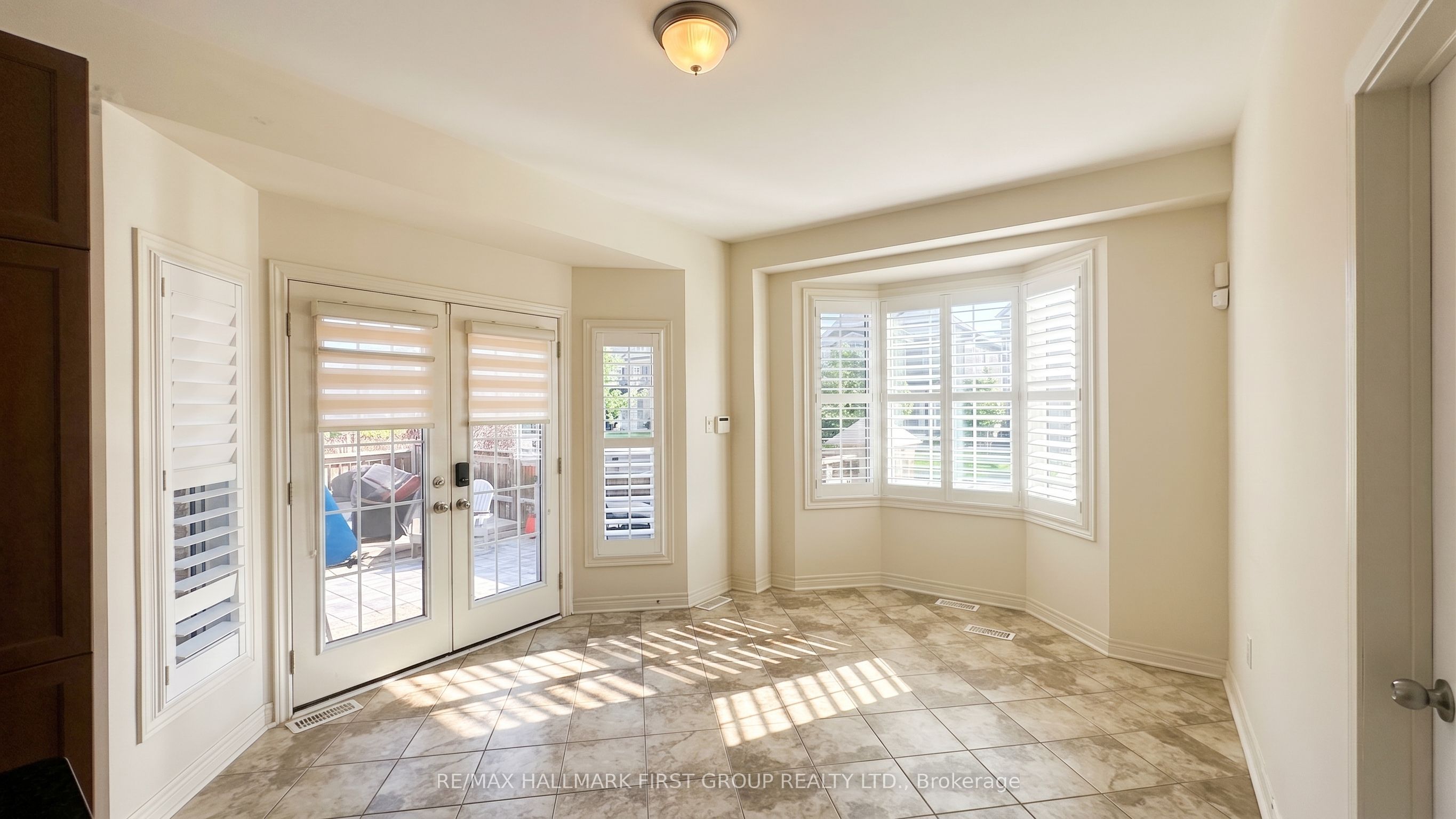 Unit First Floor - 40 Crellin Street, Ajax 4