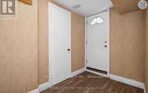 Unit Bsmt - 127 Poplar Road, Scarborough 4