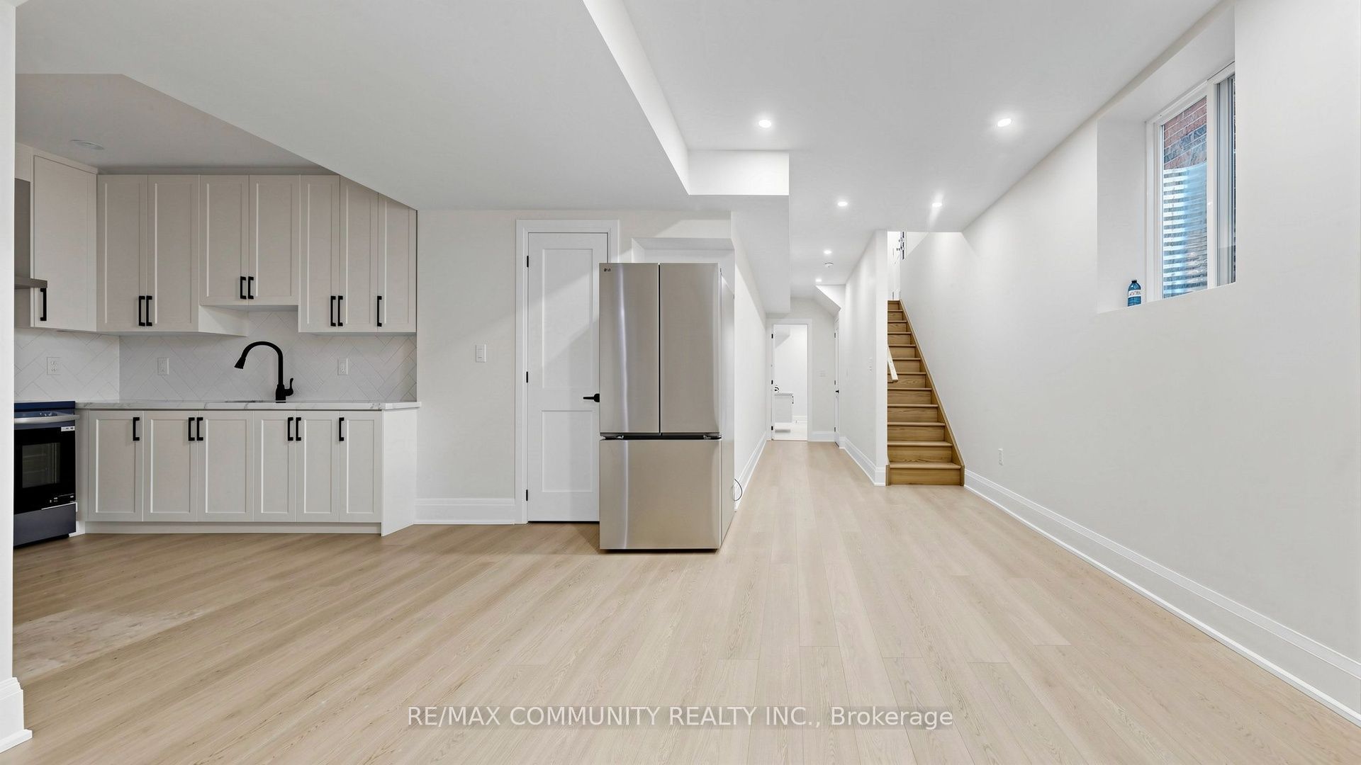 Unit Basement - 1544 Honey Locust Place, Pickering 5