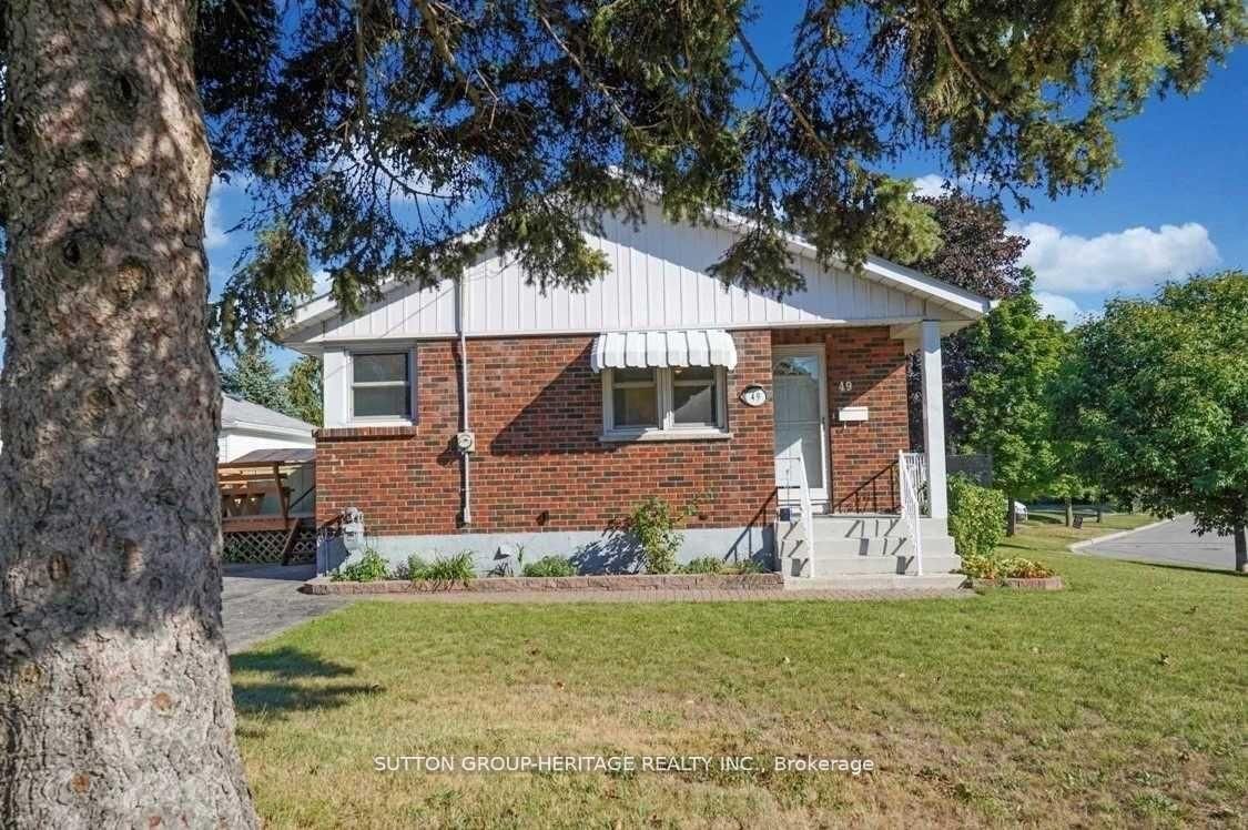 Unit Lower - 49 Grassmere Court, Oshawa 2