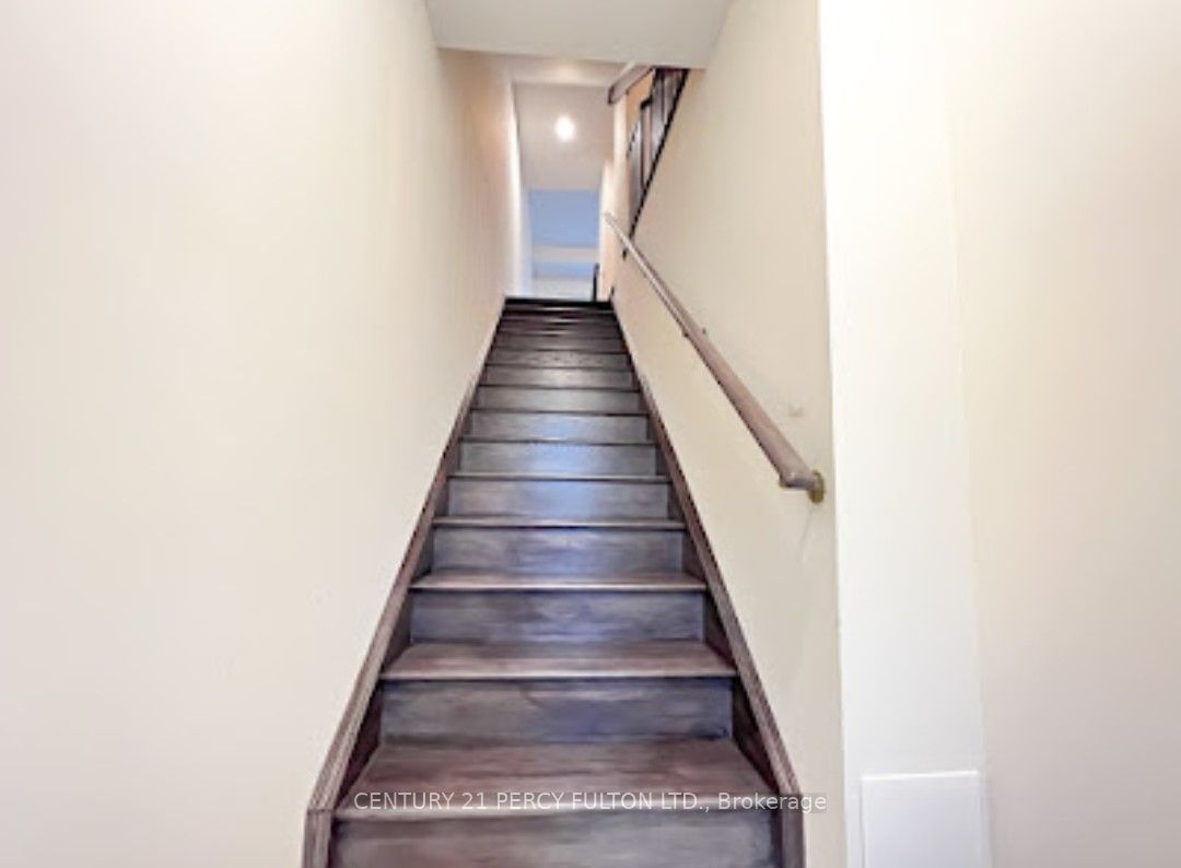 89 Danzatore Path, Oshawa 3