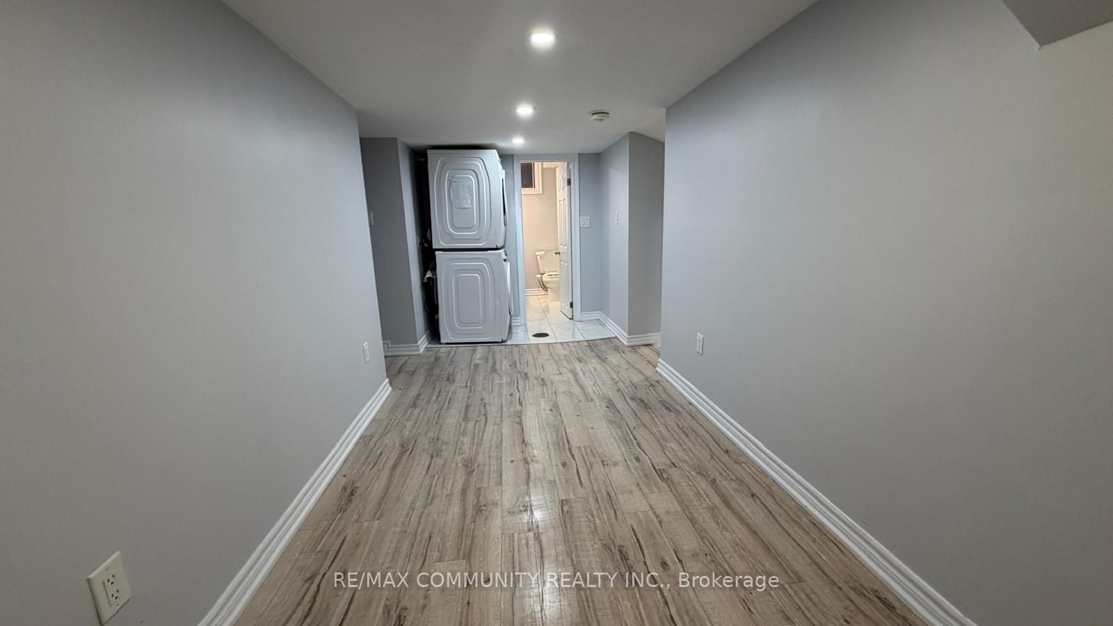 Unit Bsmt - 70 Brantwood Drive, Scarborough 5
