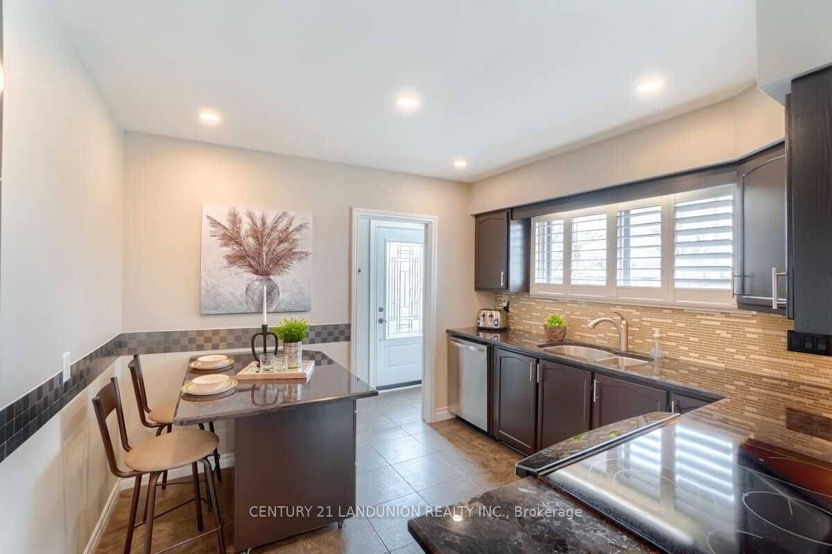 371 Elizabeth Street, Oshawa 5