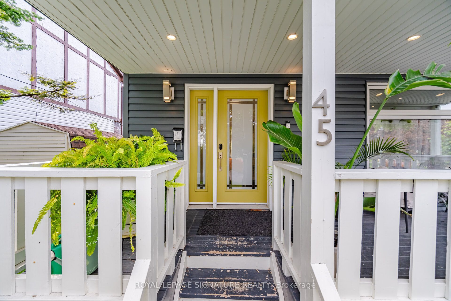 45 Furnival Road, Toronto 4