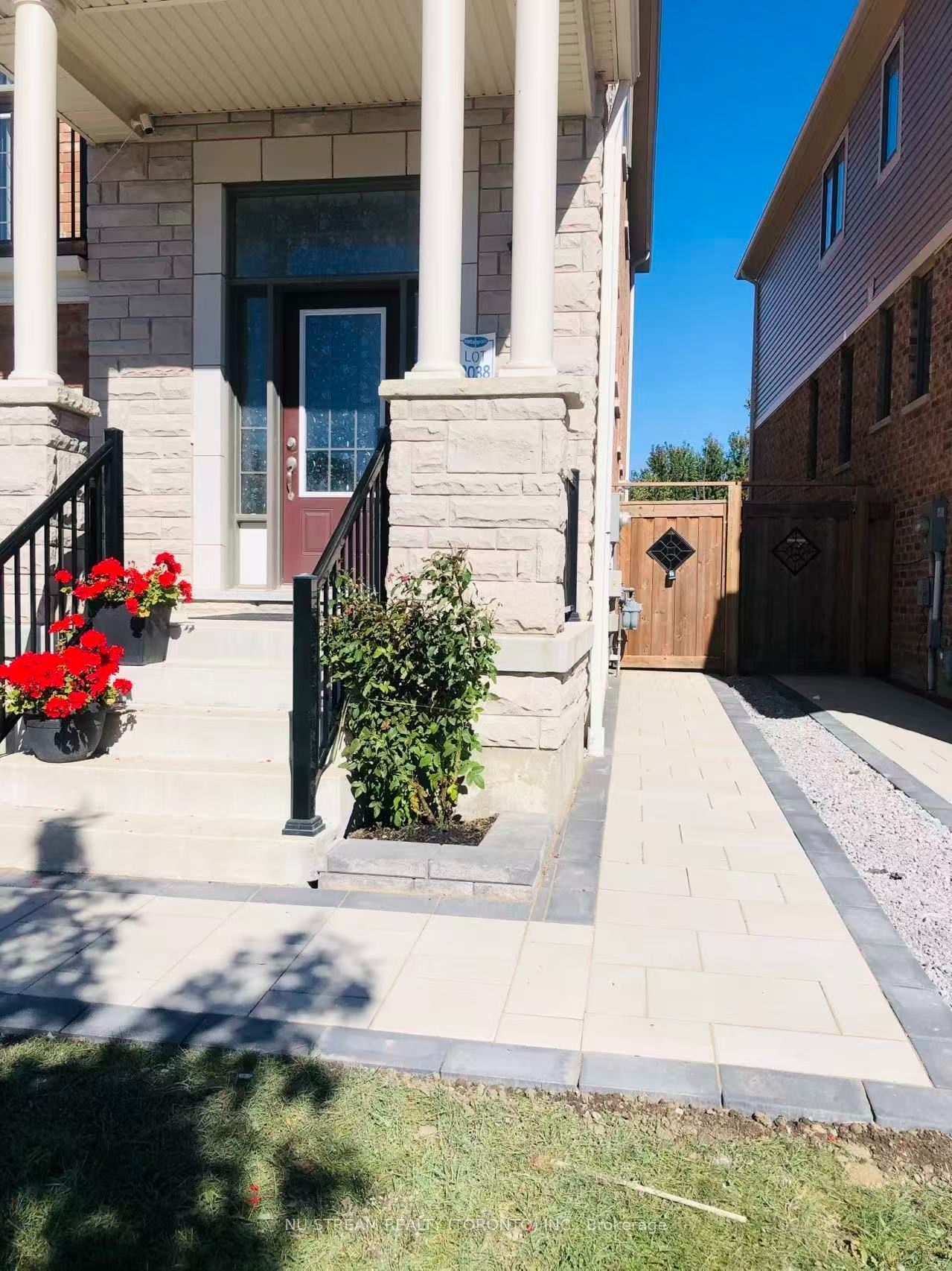 Unit Basement - 175 Westfield Drive, Whitby 2
