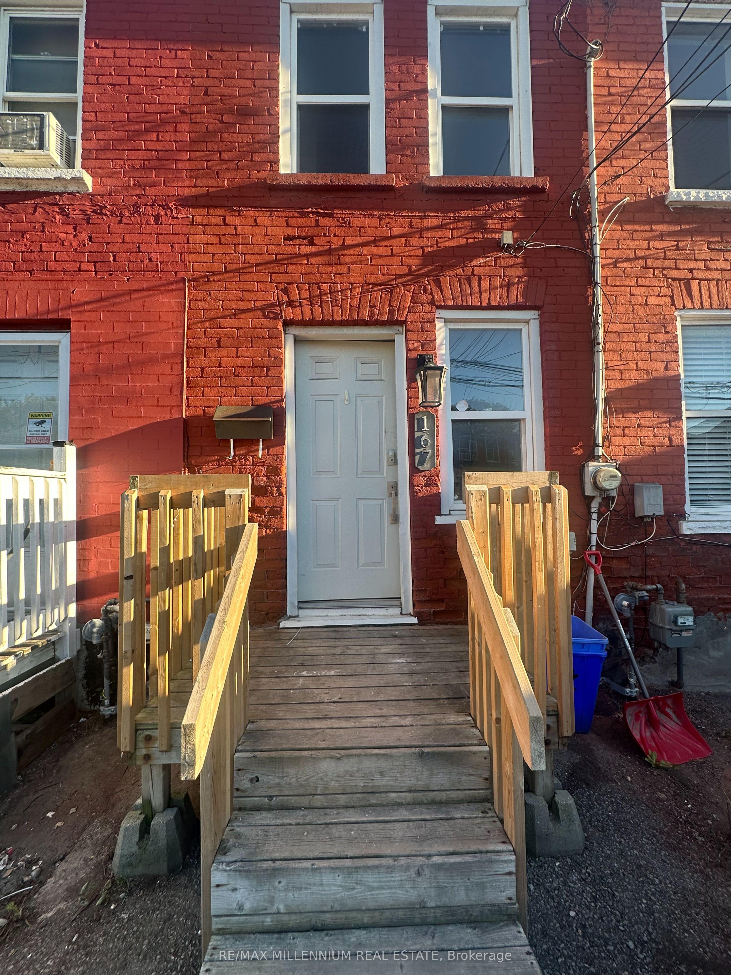 167 Olive Avenue, Oshawa 1