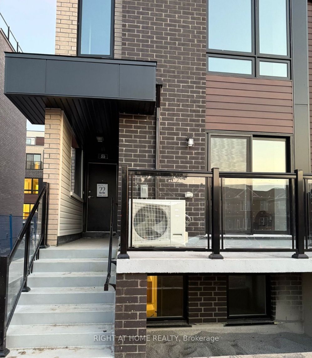 Unit 20 - 235 McLevin Avenue, Scarborough 2