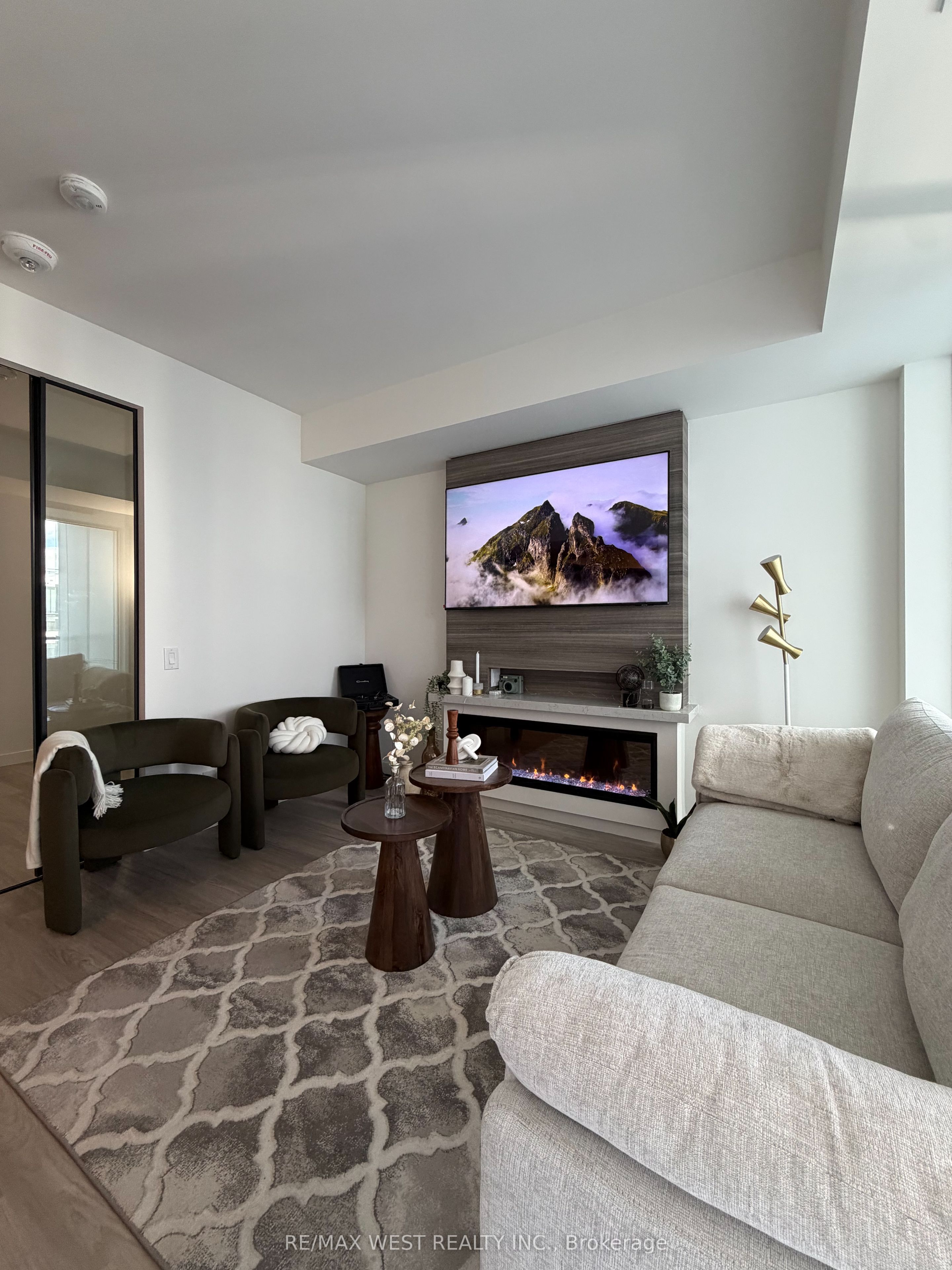 Unit 1415 - 1050 Eastern Avenue, Toronto 3