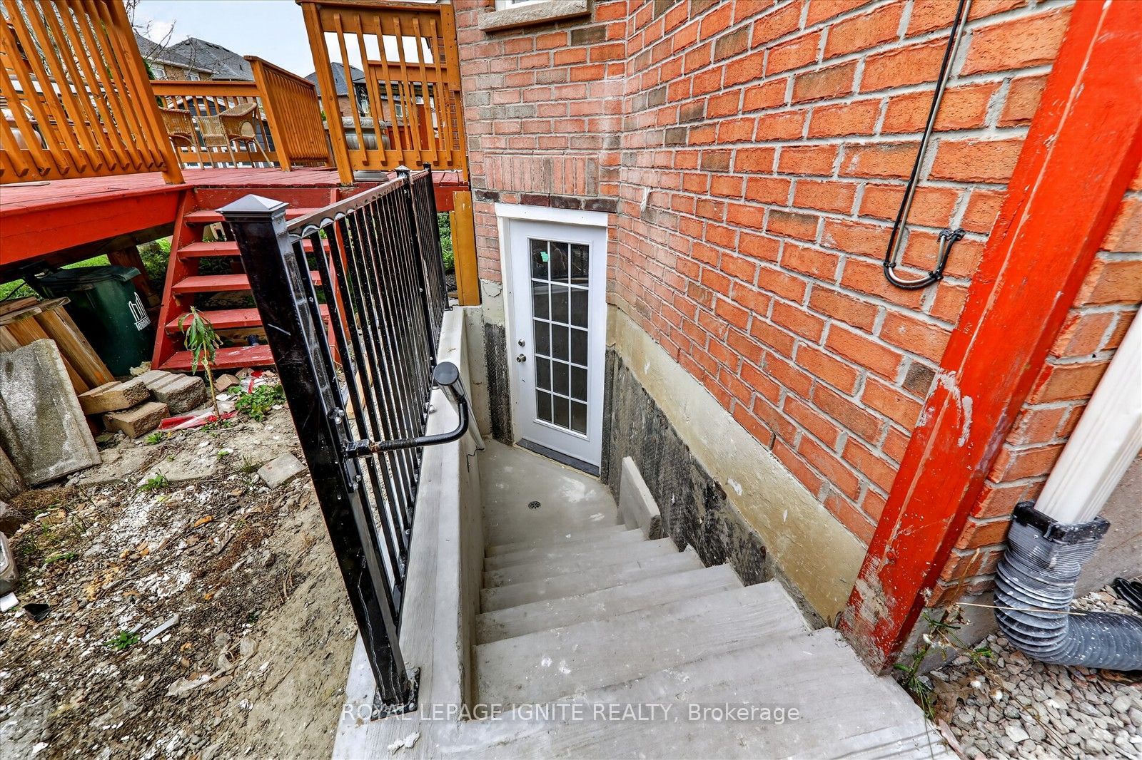 Unit BSMT - 15 Starry Crescent, Scarborough 4