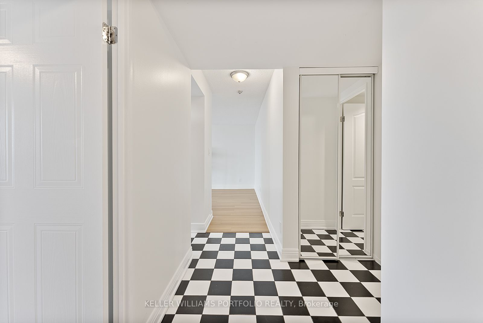 Unit 418 - 2550 Lawrence Avenue E, Scarborough 2