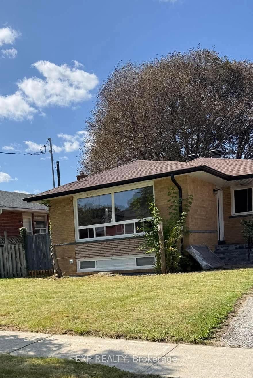 24 Cora Crescent, Scarborough 2