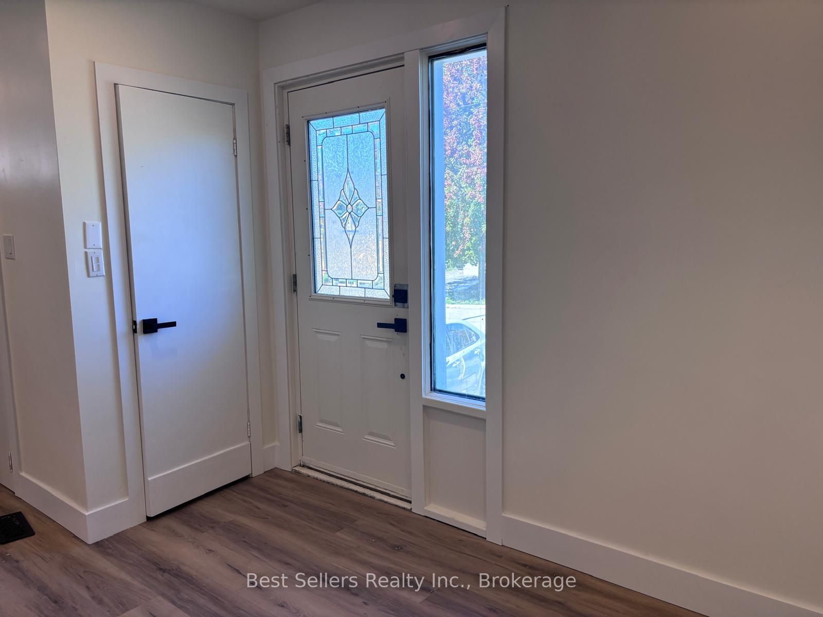 Unit MAIN - 767 Gaspe Avenue, Oshawa 2