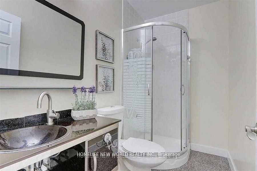 Unit upper - 30 Rural Avenue, Scarborough 3