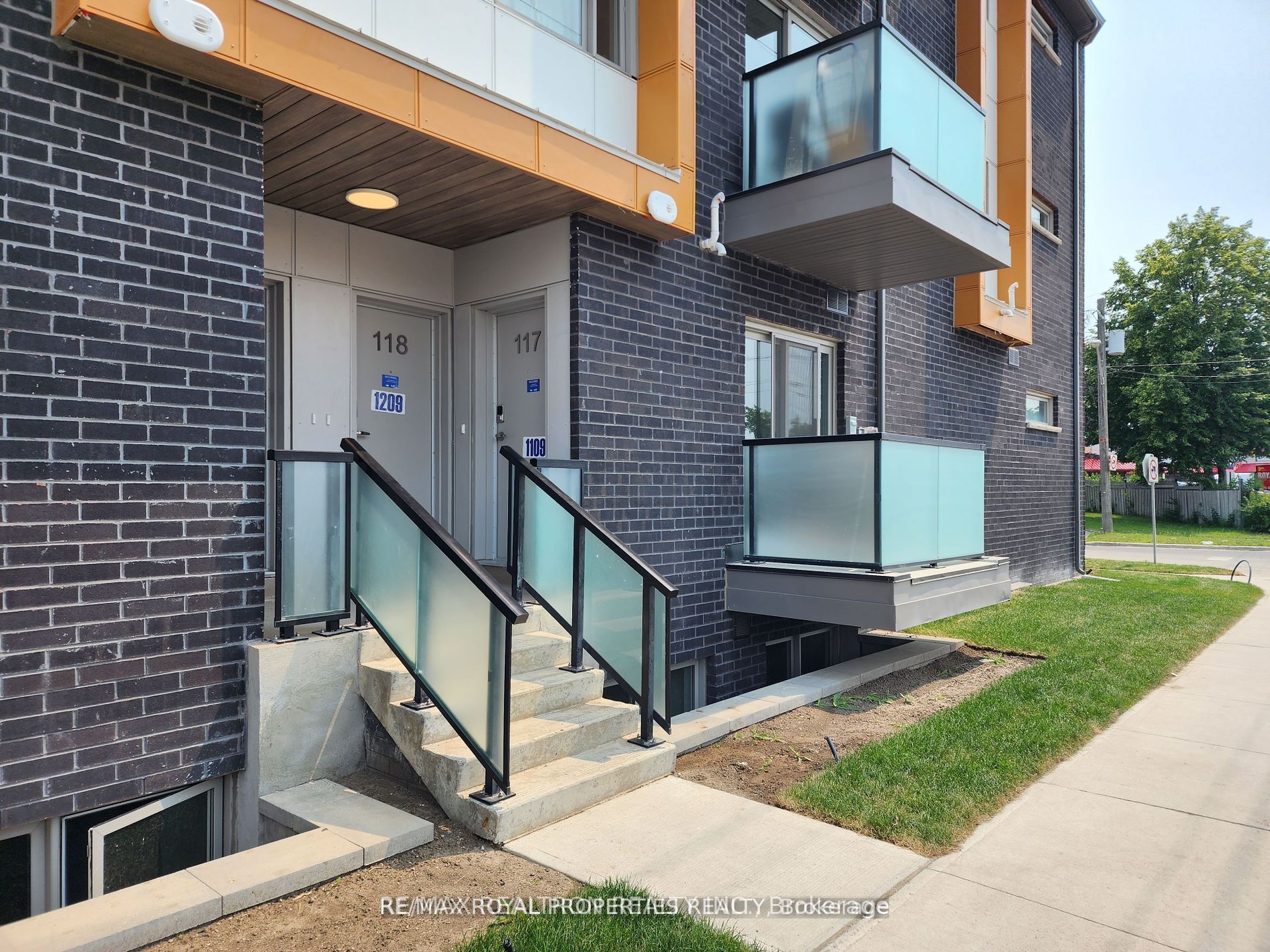 Unit 117 - 1081 Danforth Road, Scarborough 2