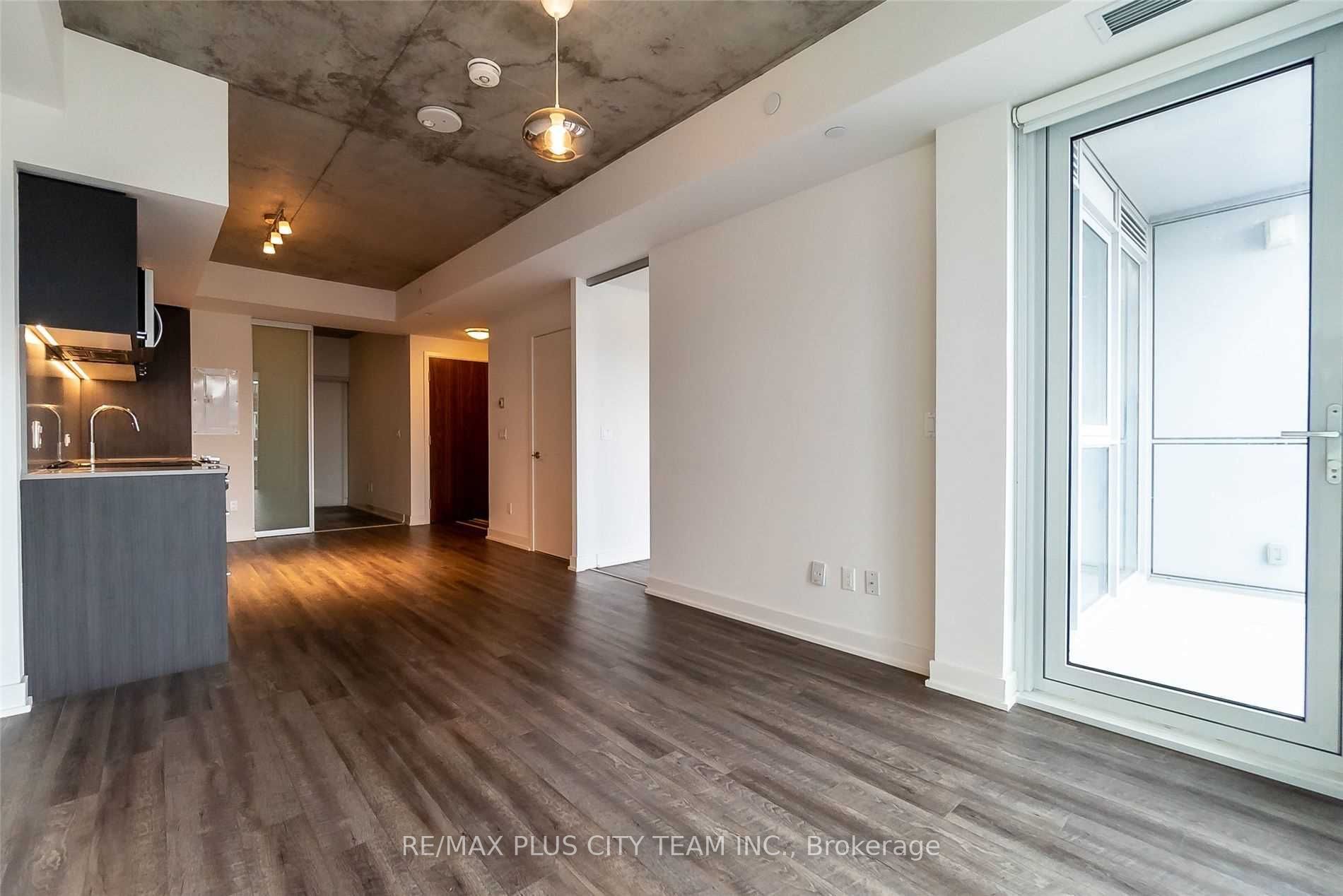 Unit 305 - 15 Baseball Place, Toronto 3