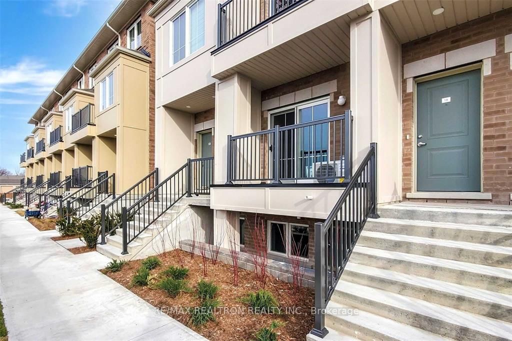 Unit 19 - 480 Beresford Path, Oshawa 5