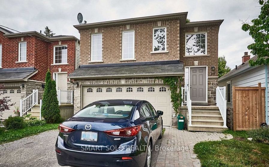 349 Pine Avenue, Oshawa 2
