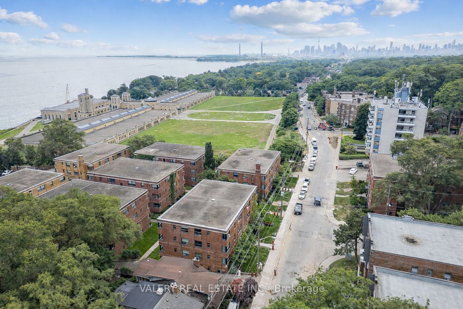 Unit D7 - 3015 Queen Street E, Scarborough 2