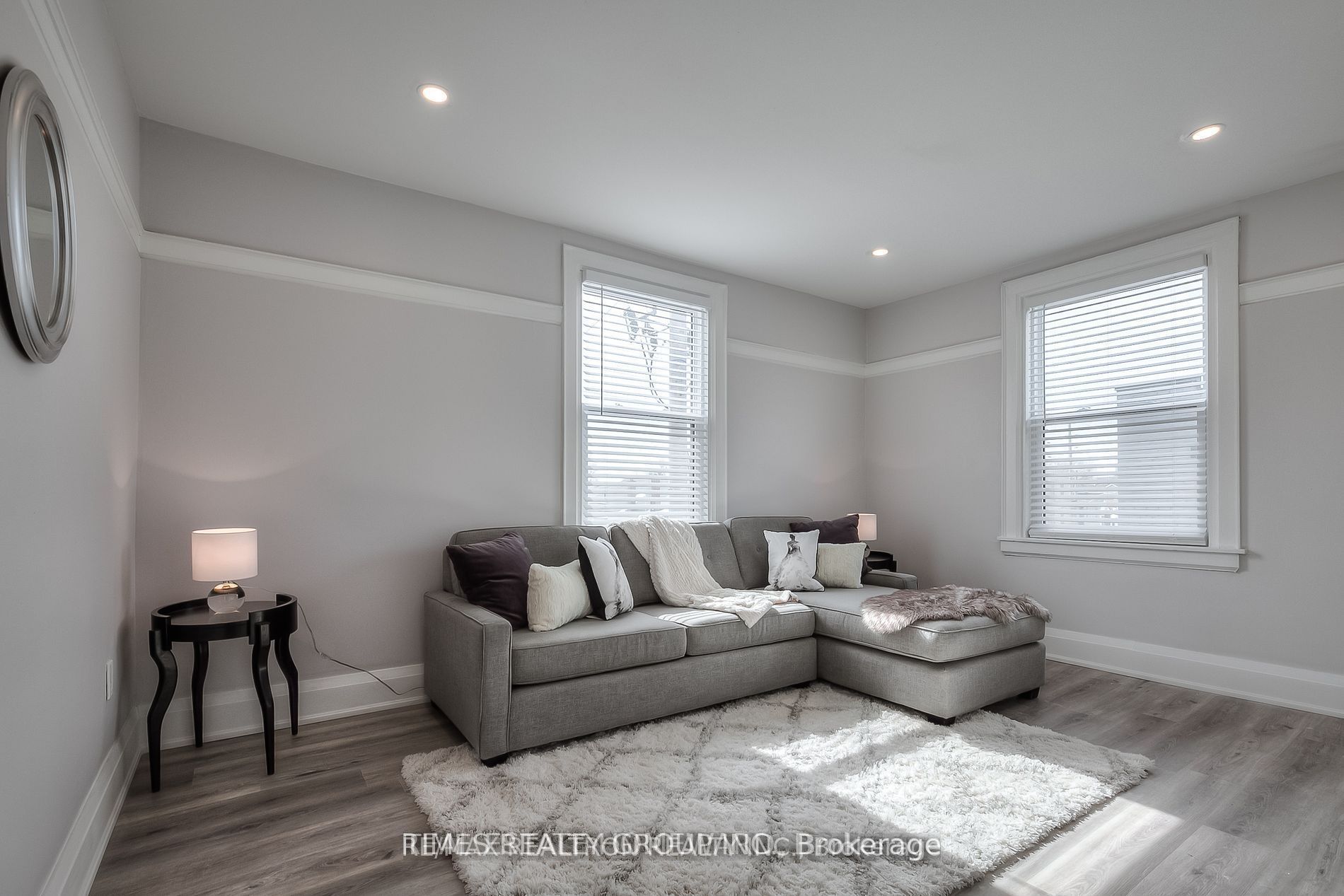 Unit 3 - 1492 DUNDAS Street E, Toronto 5