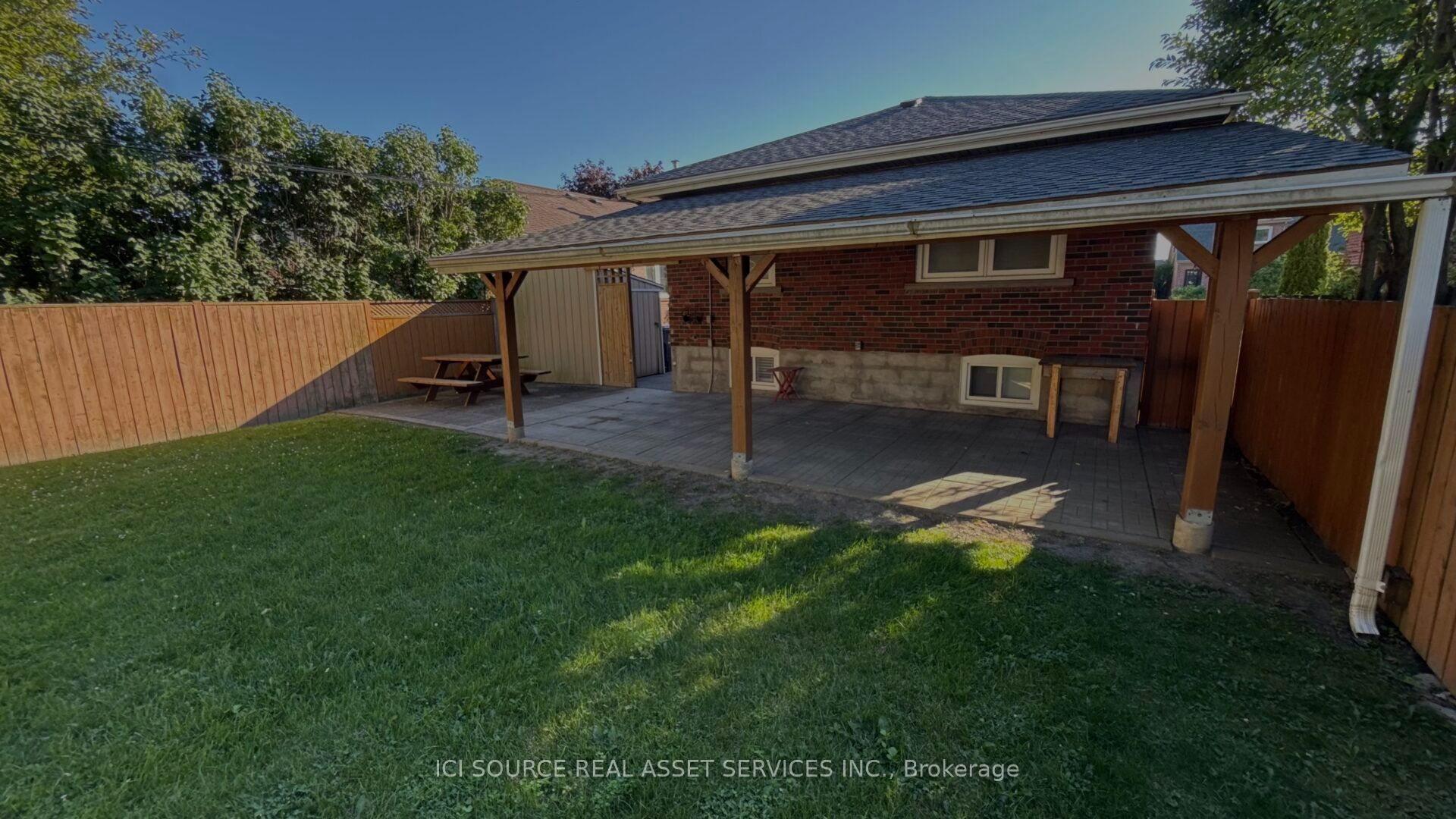 Unit Lower Level - 17 Hubert Avenue, Scarborough 2