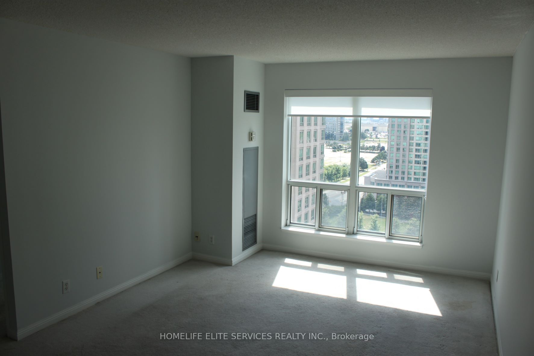 Unit 1615 - 11 Lee Centre Drive, Scarborough 3