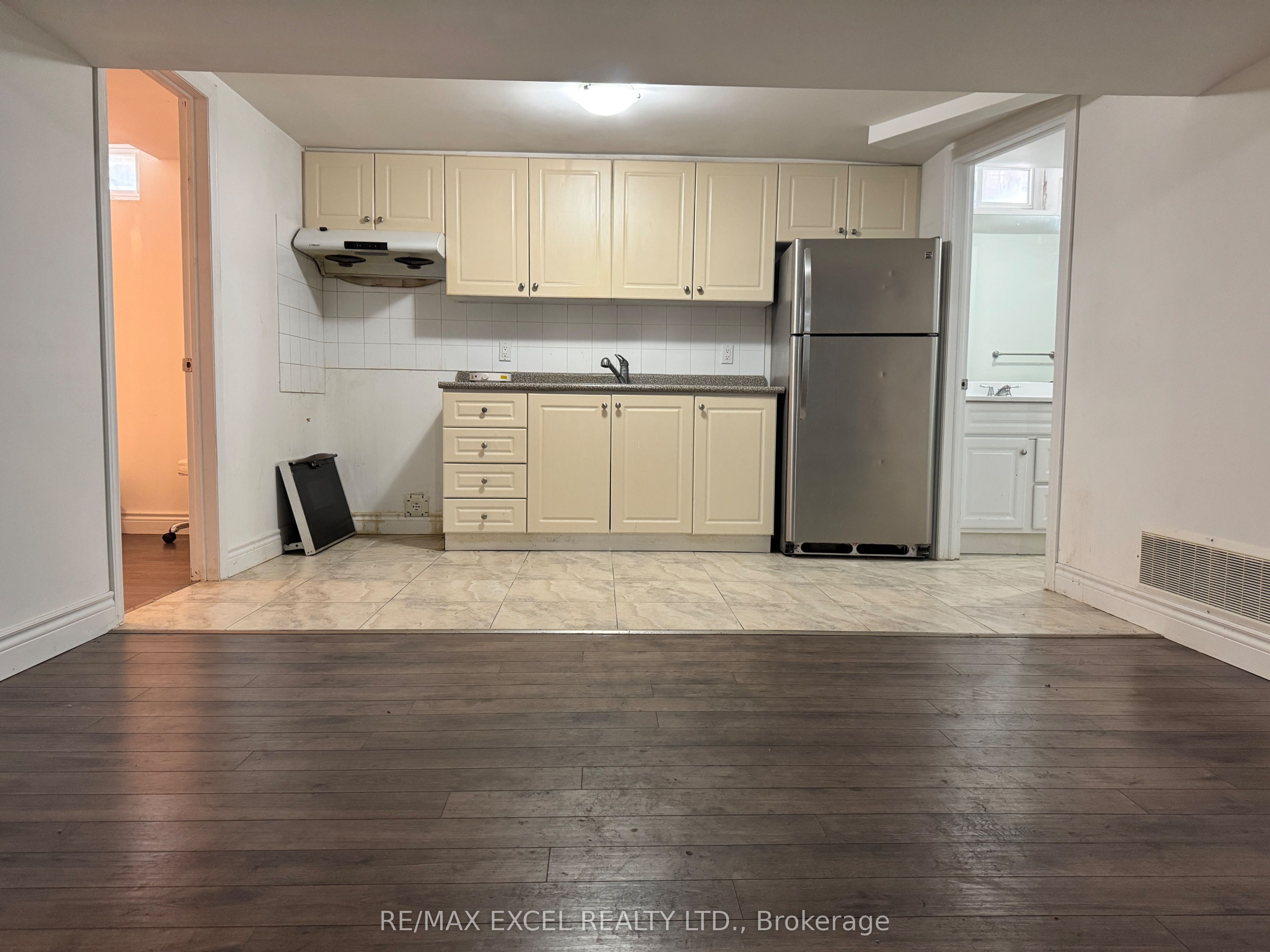 30 Marion Crescent, Markham 2