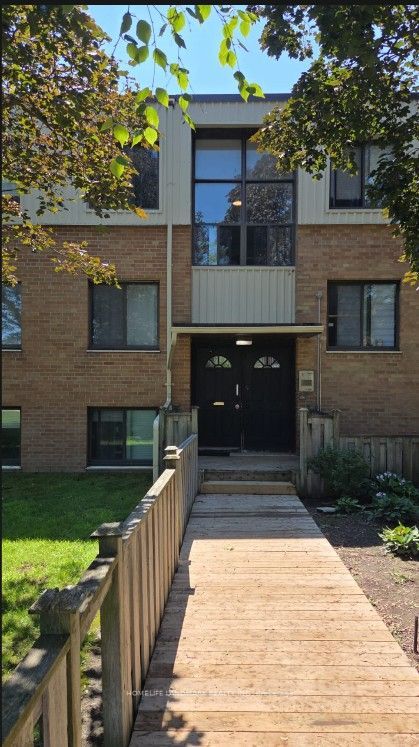 Unit 12 - 136 Scanlon Avenue, Bradford West Gwillimbury 2