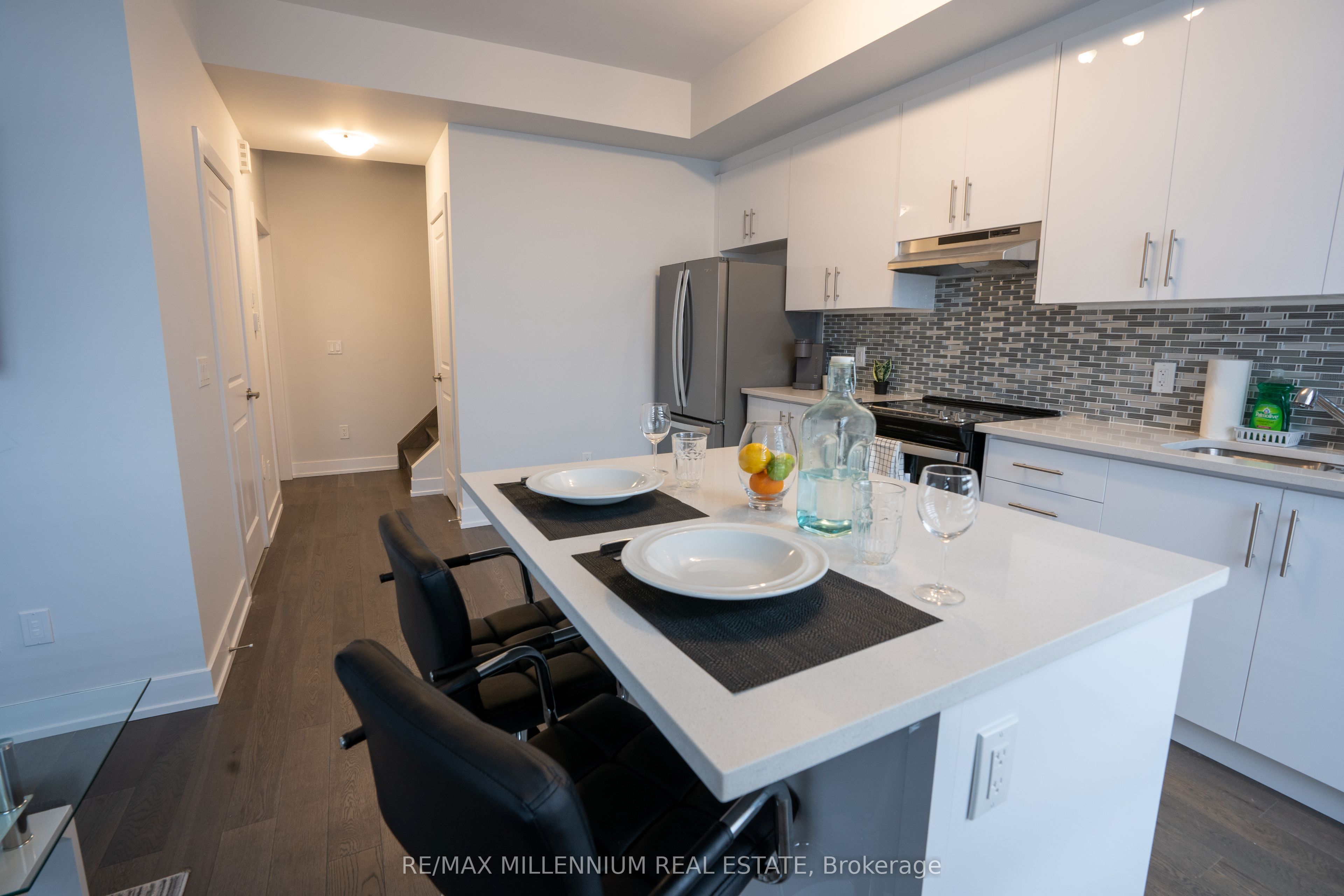 Unit U221 - 9560 Islington Avenue, Vaughan 5