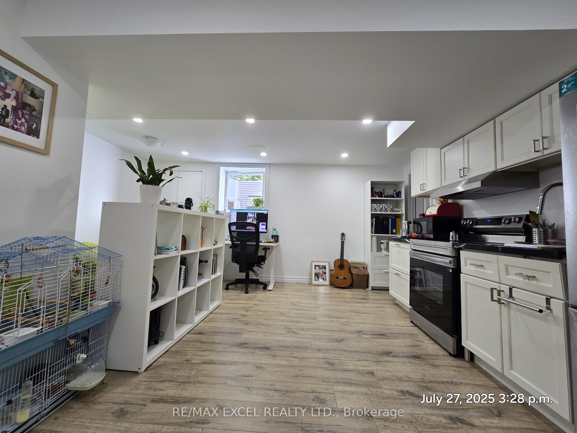 (Address not available), Richmond Hill 4