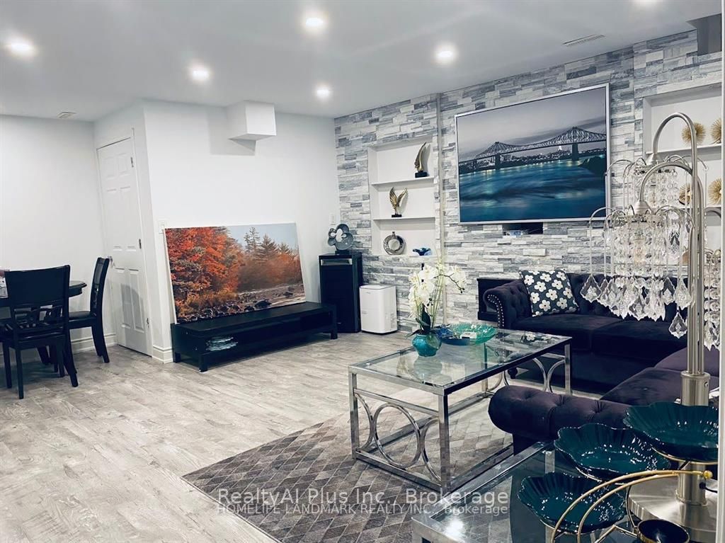 Unit Bsmt - 80 Batchford Crescent, Markham 4