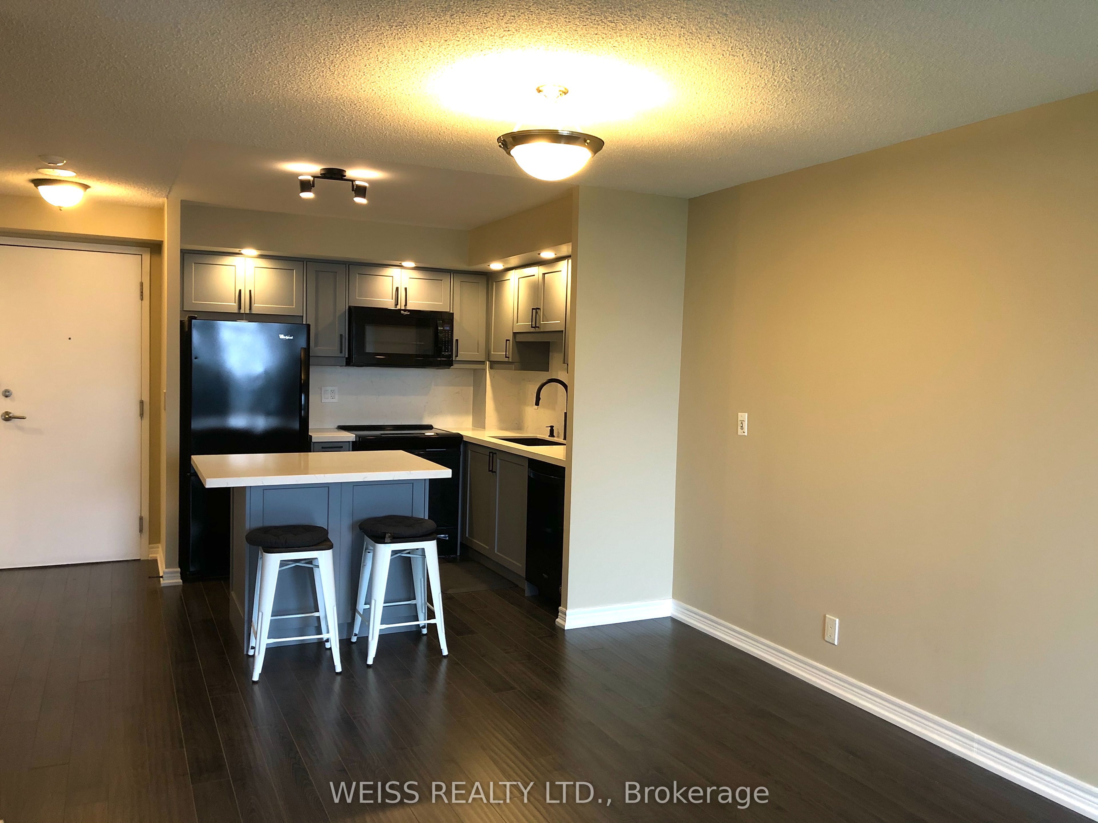 Unit 1023 - 33 Cox Boulevard E, Markham 3