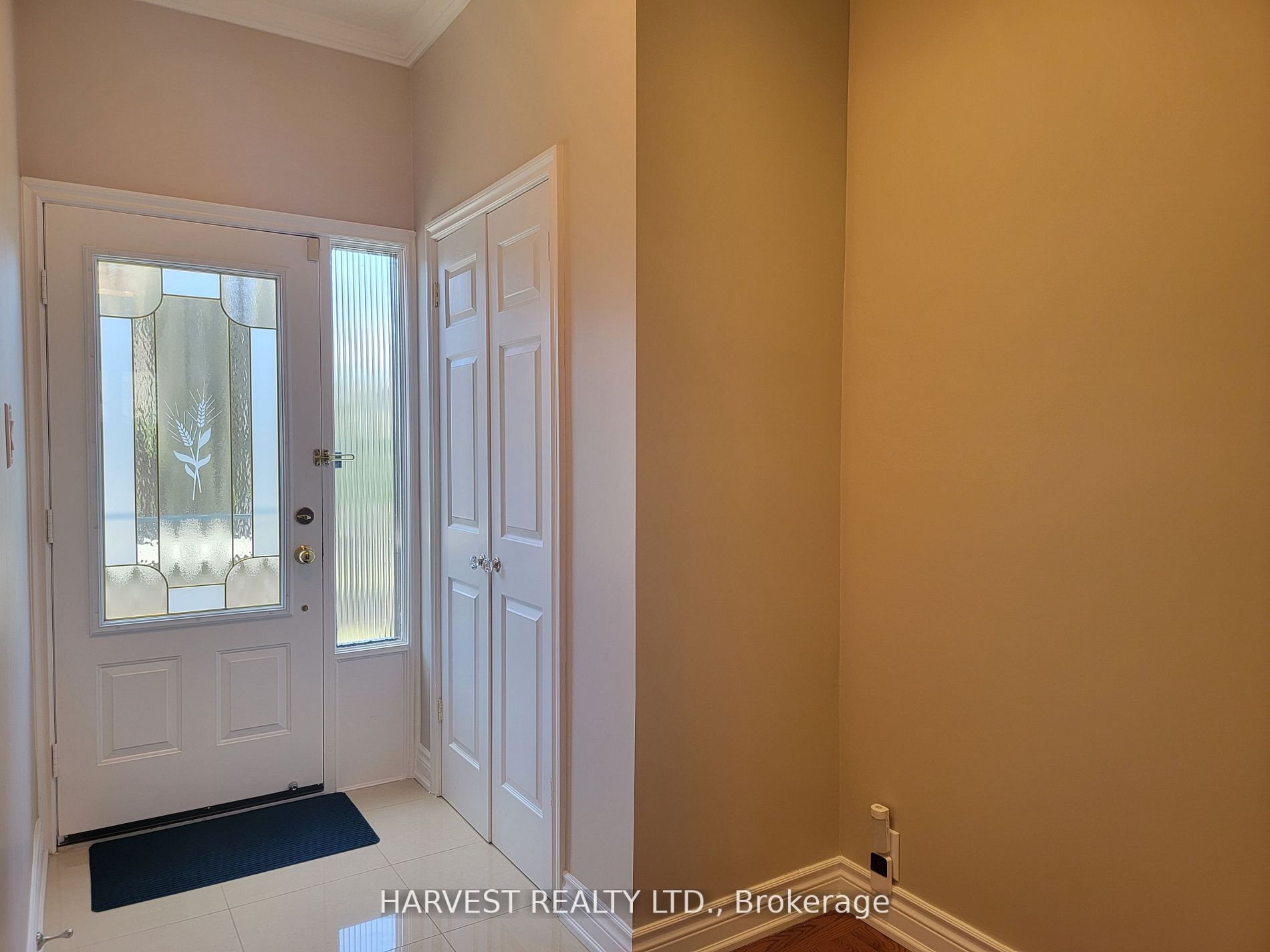 55 Ashglen Way, Markham 5