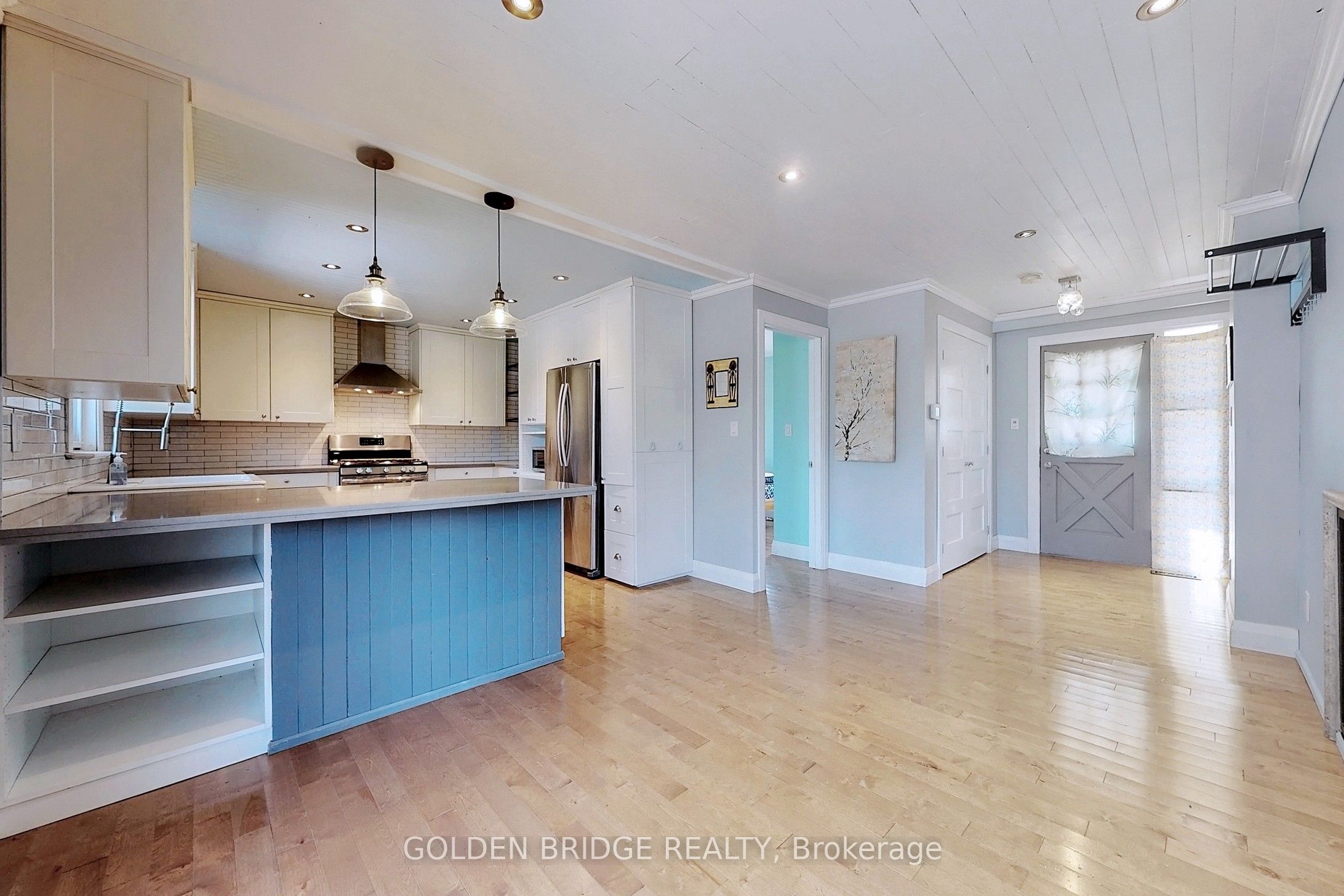 196 South Channel Drive, Georgina 5