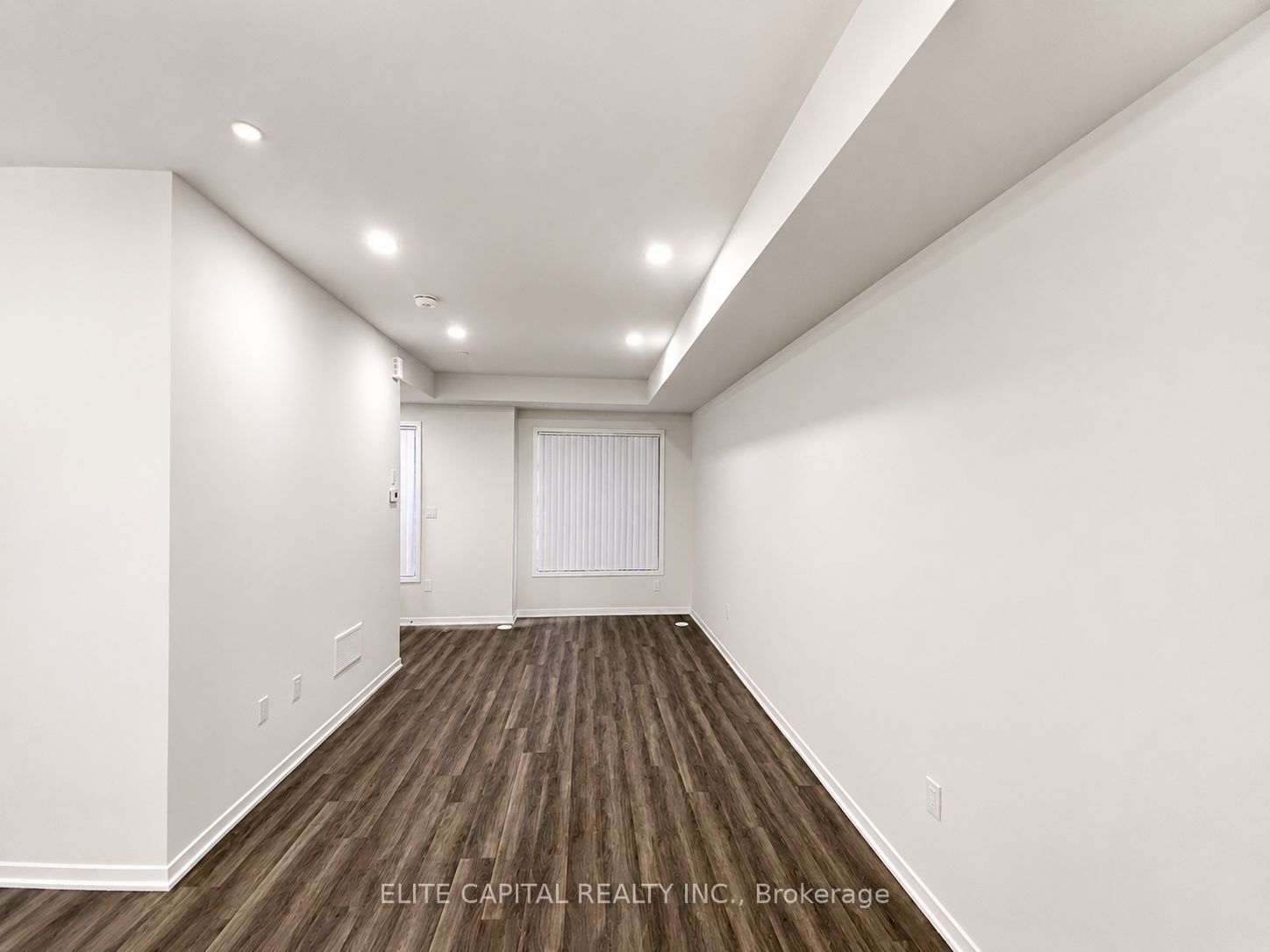 Unit 351 - 100 Honeycrisp Crescent, Vaughan 5