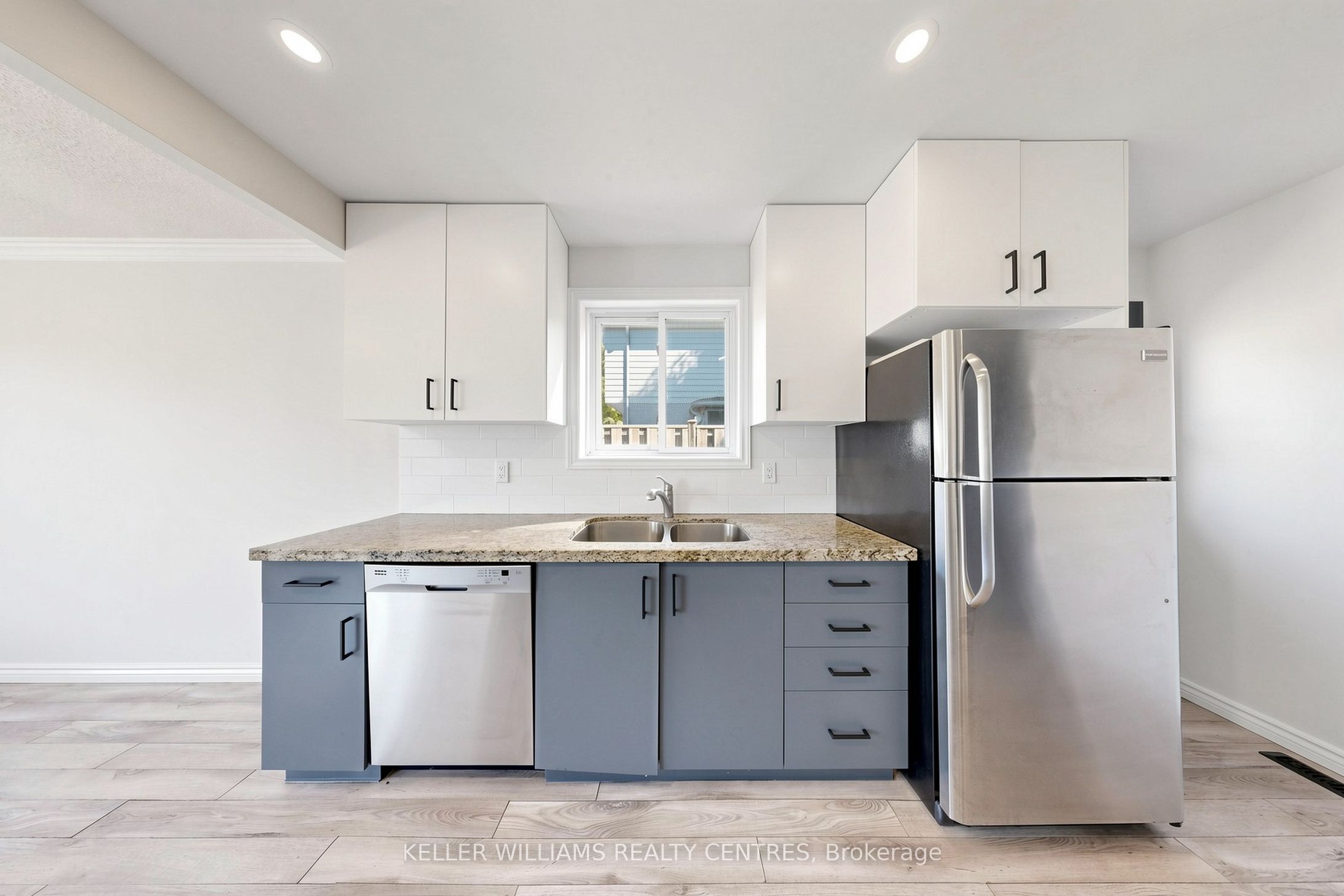 Unit Upper - 807 Greenfield Crescent, Newmarket 4