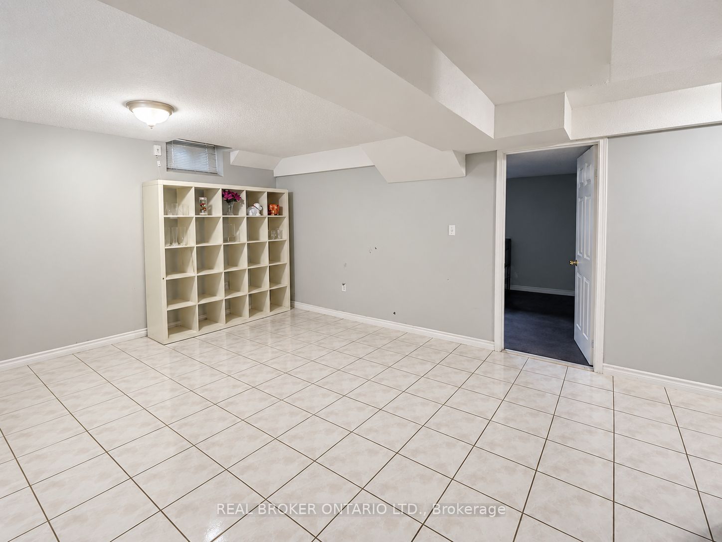 Unit Basement - 205 La Rocca Avenue, Vaughan 4