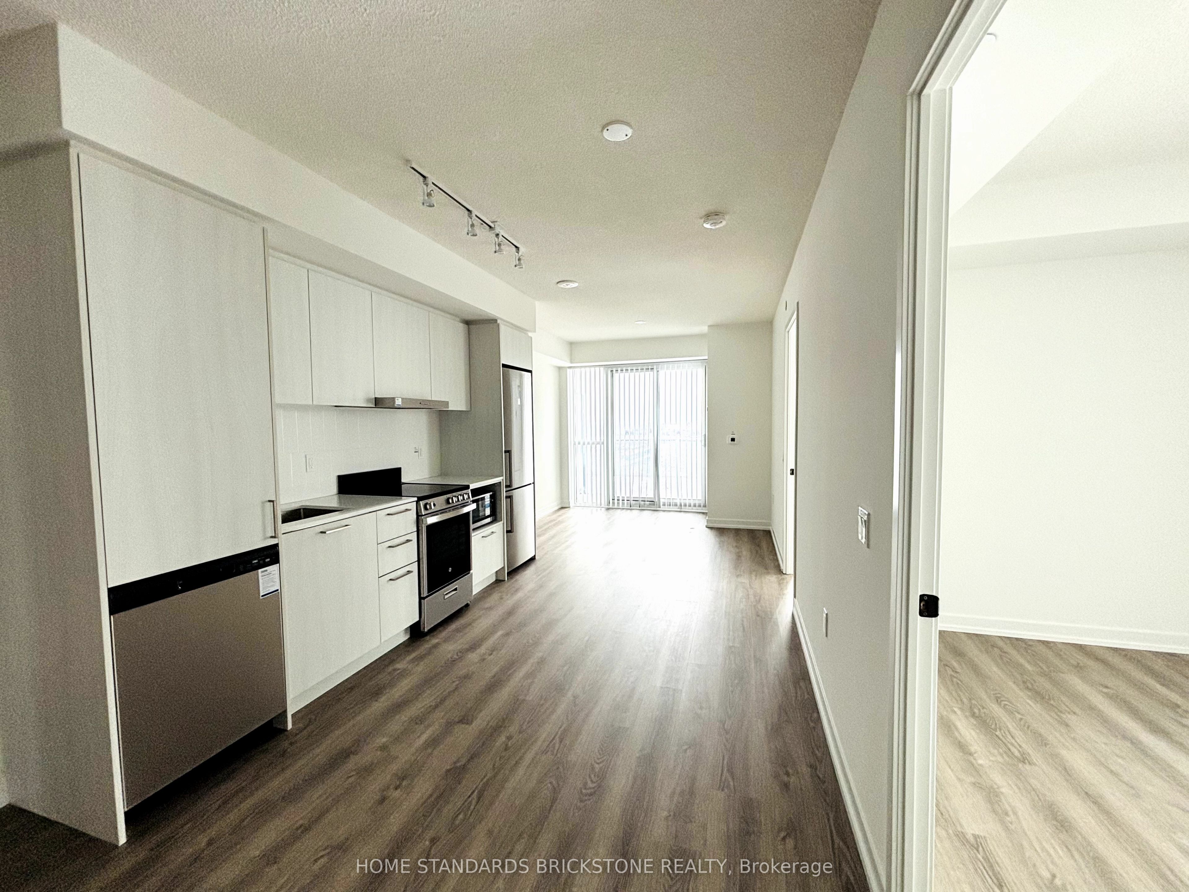 Unit 1506 - 195 Commerce Street, Vaughan 2