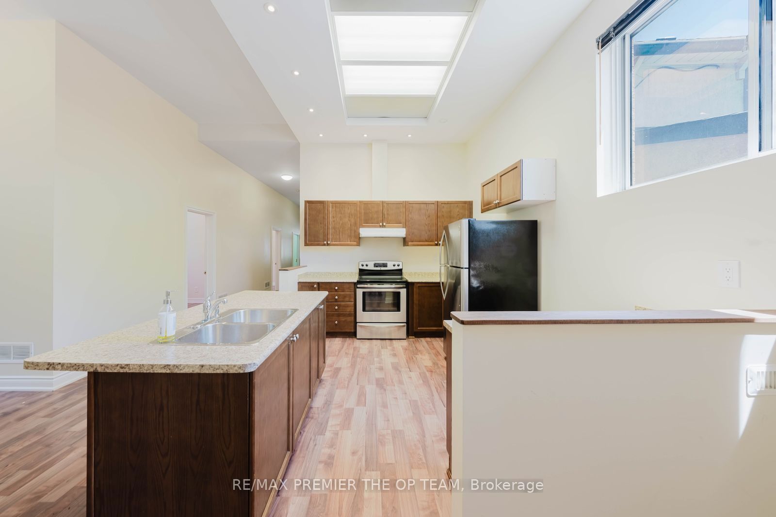 Unit Main - 7930 Kipling Avenue, Vaughan 5