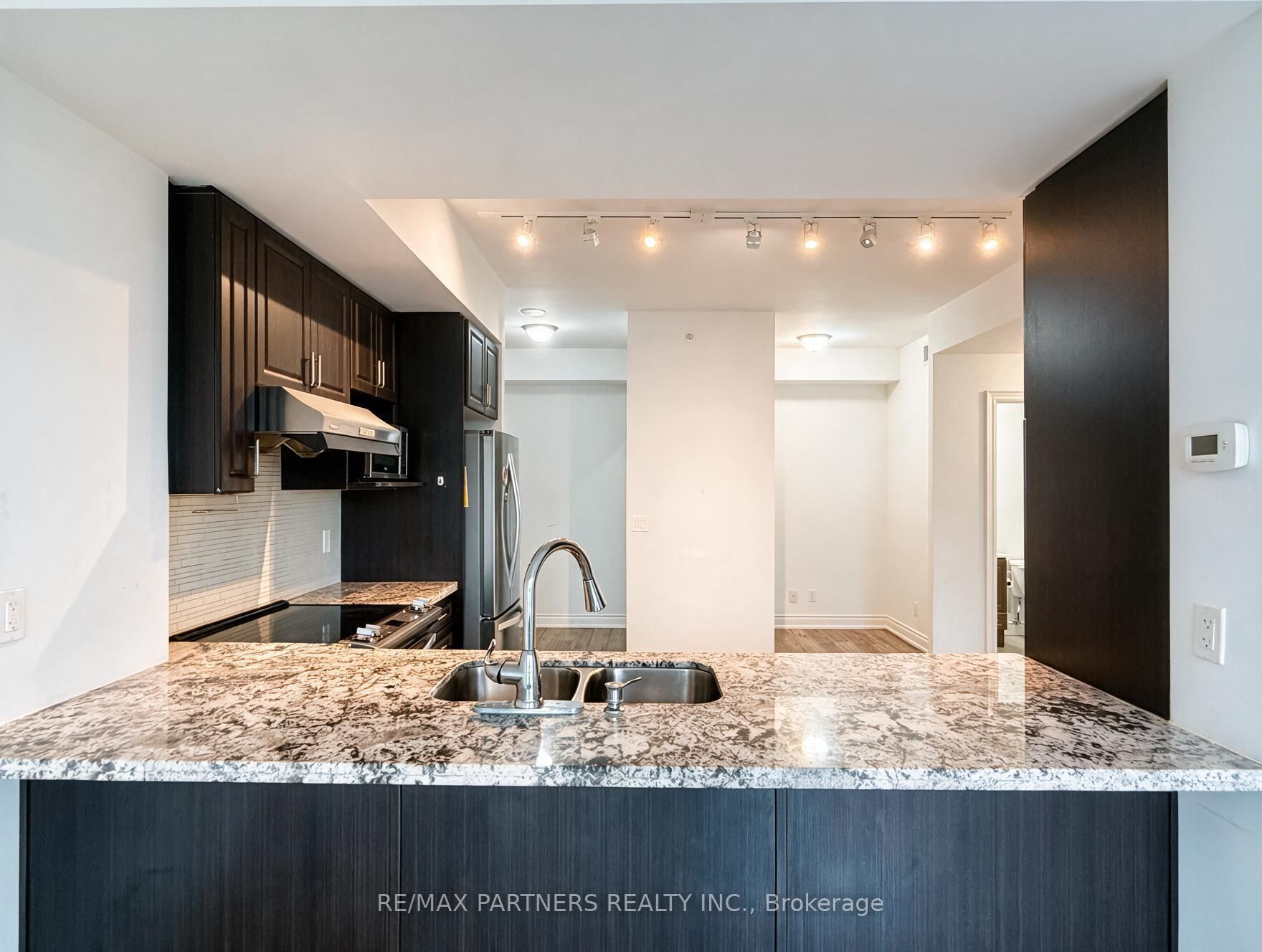 Unit 605 - 38 Cedarland Drive, Markham 5