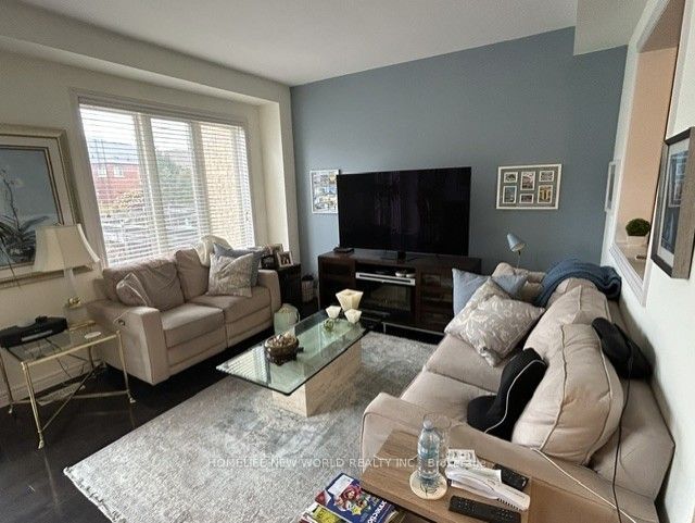 41 Millhouse Court, Vaughan 4