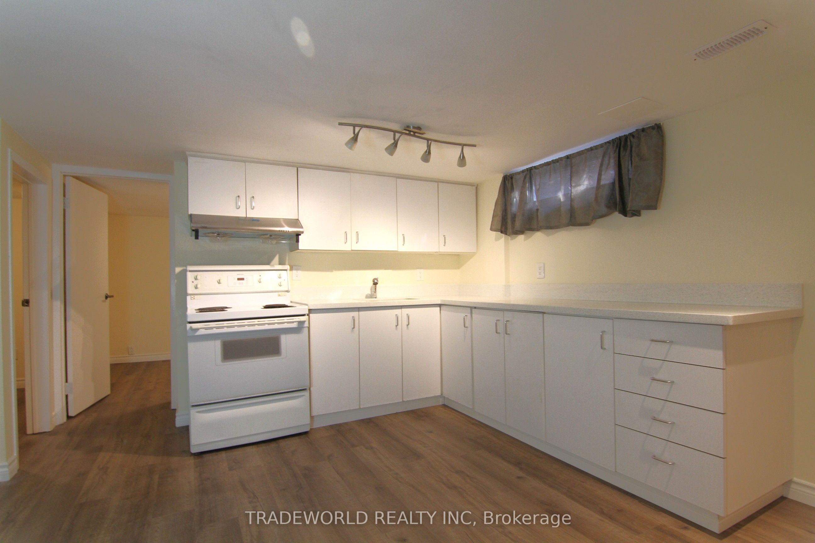 Unit Bsmt - 429 Taylor Mills Drive N, Richmond Hill 5