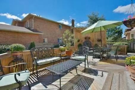 69 Hazelmere Drive, Richmond Hill 2